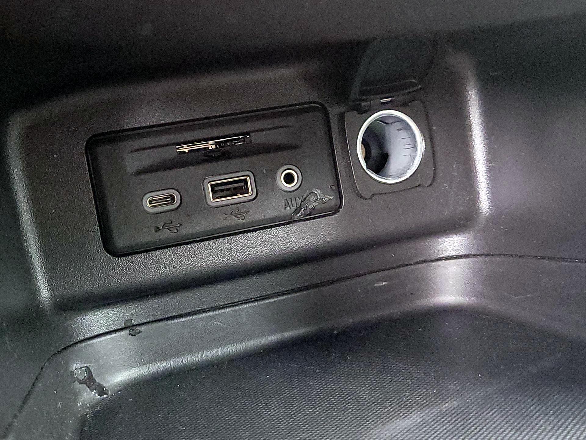 Thumbnail: 2024 Chevrolet Equinox - 18