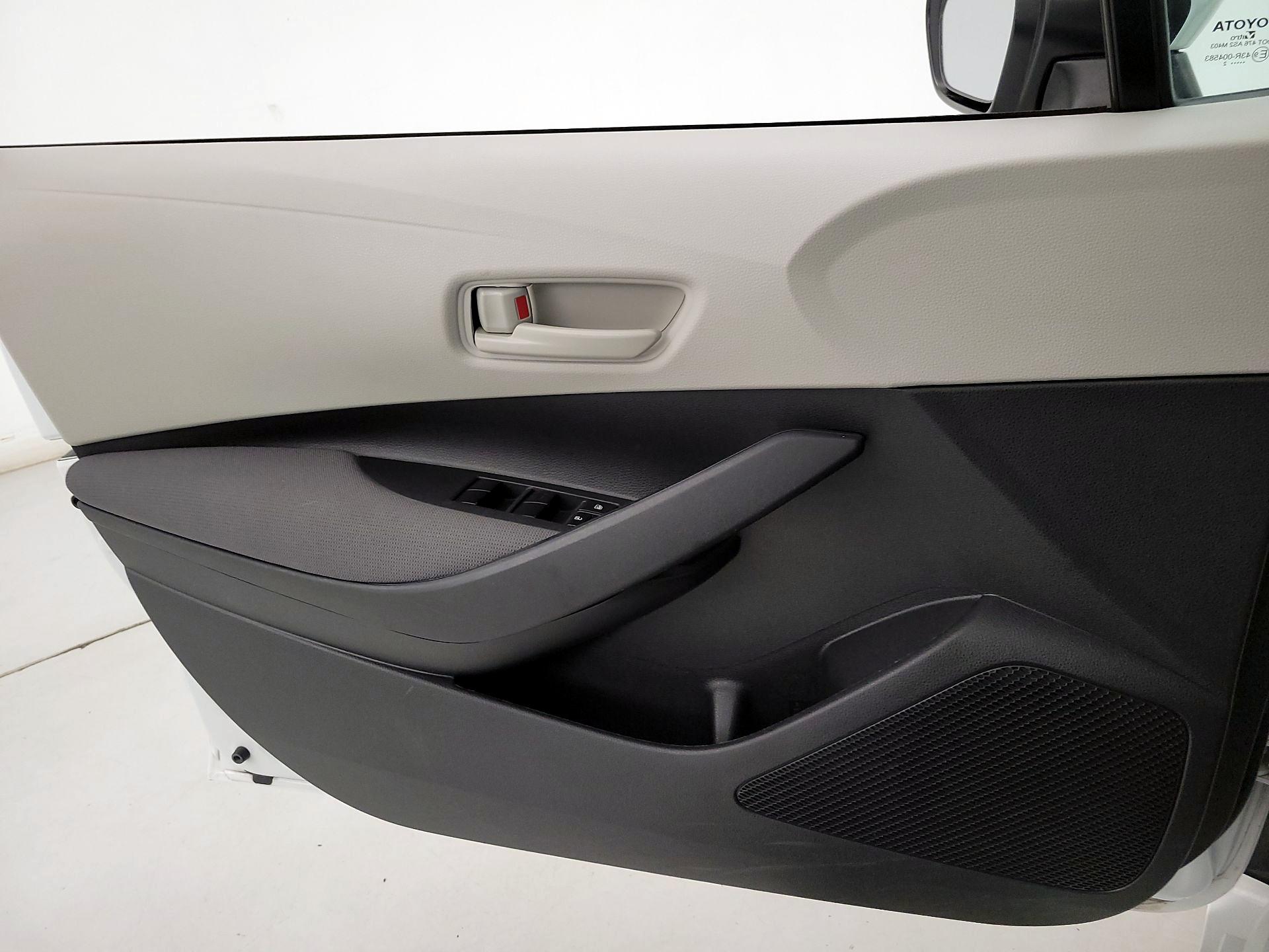 Thumbnail: 2022 Toyota Corolla - 12