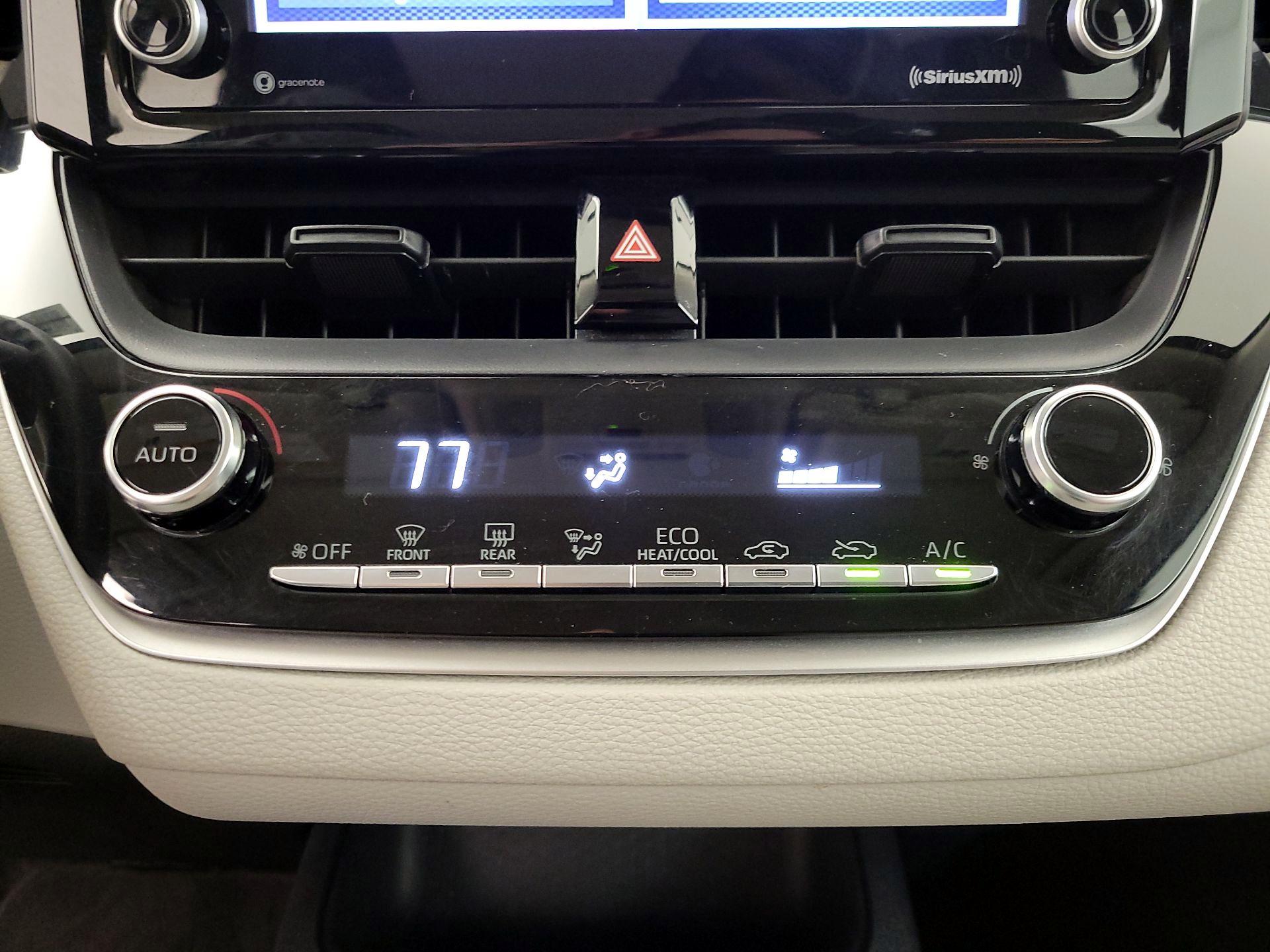 Thumbnail: 2022 Toyota Corolla - 16