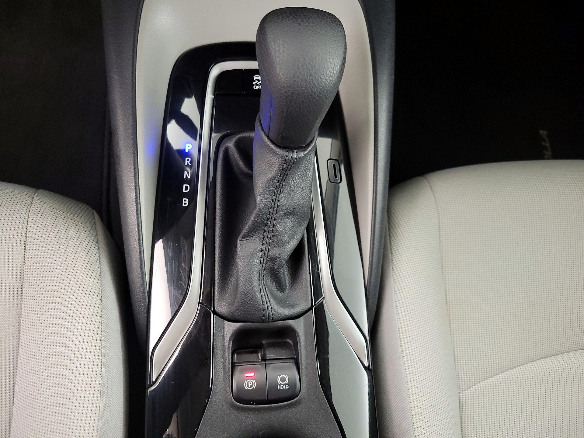 Thumbnail: 2022 Toyota Corolla - 17