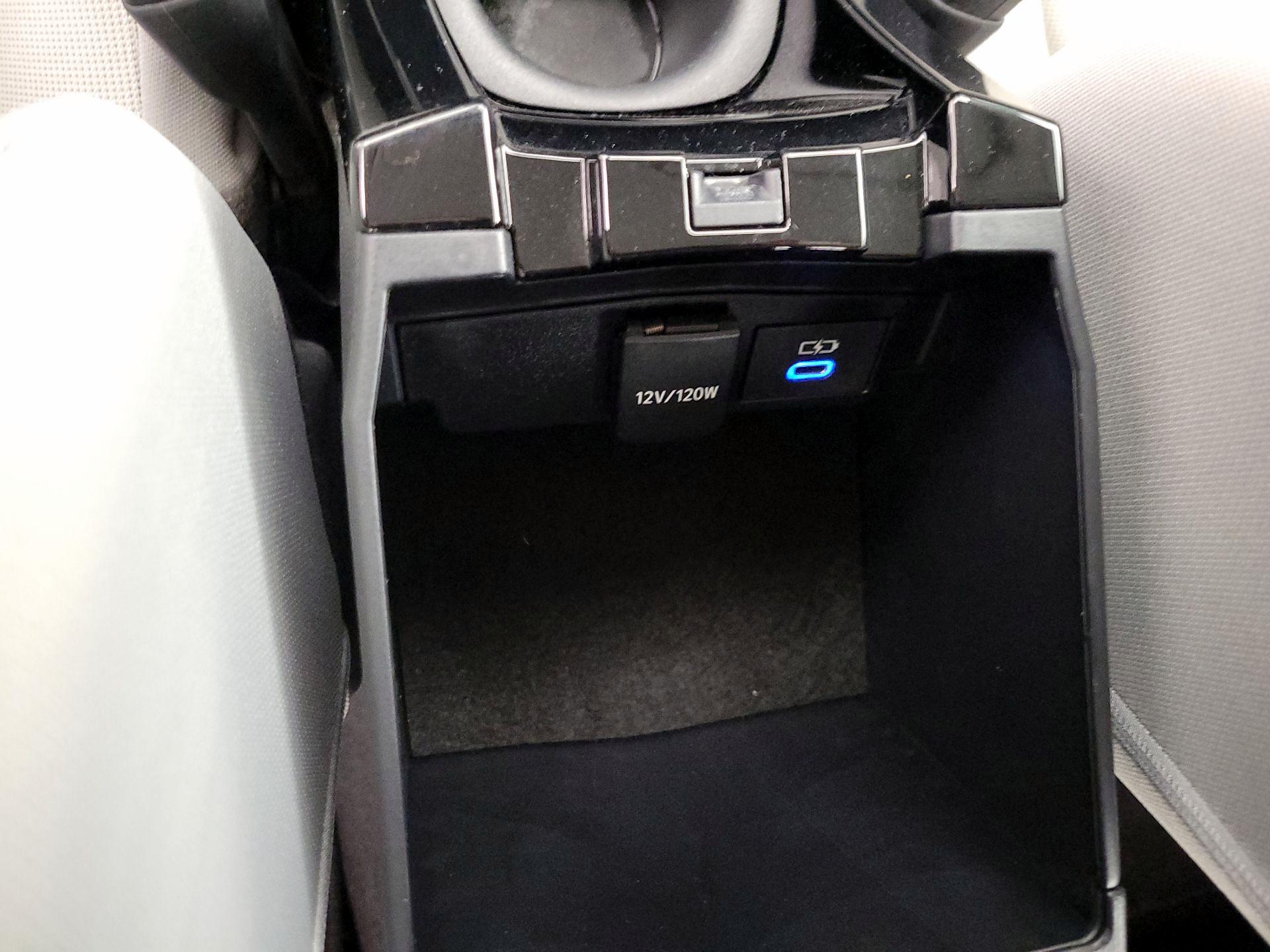 Thumbnail: 2022 Toyota Corolla - 18