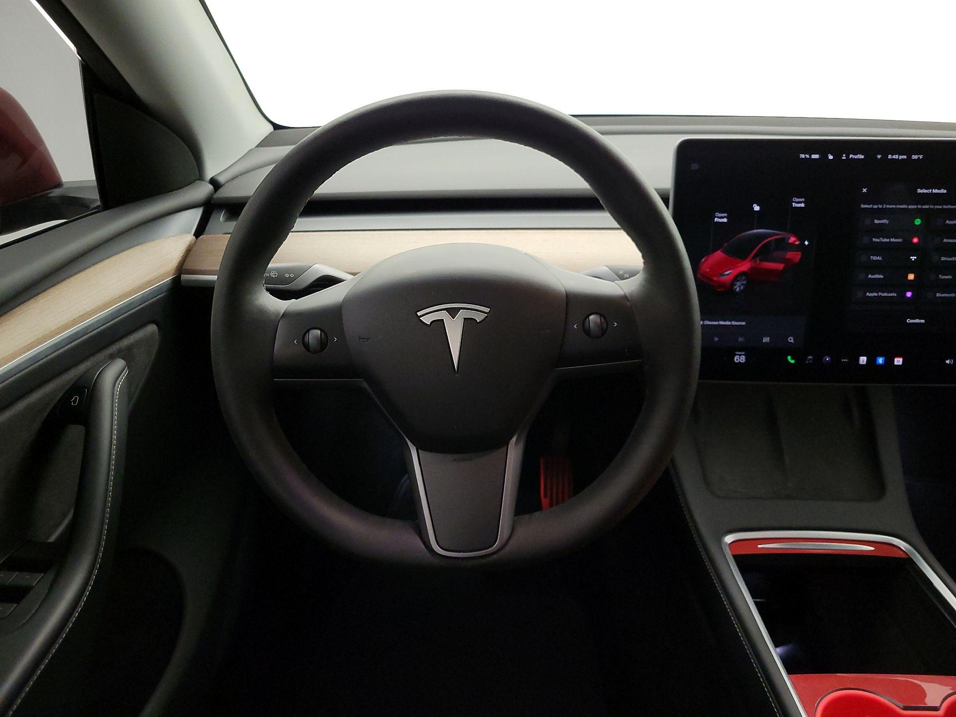 Thumbnail: 2023 Tesla Model Y - 10