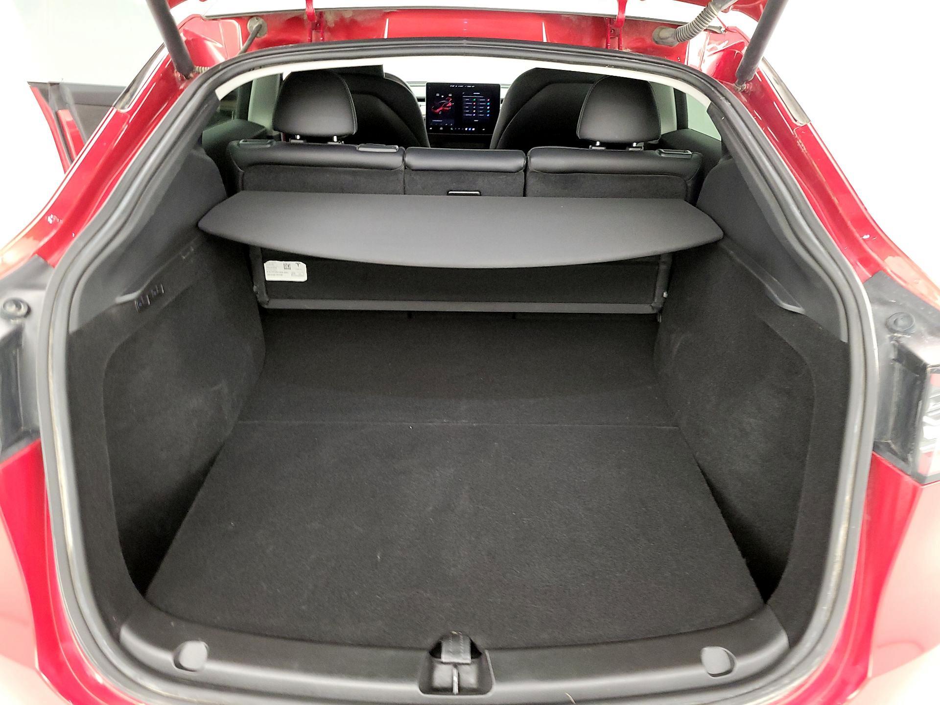 Thumbnail: 2023 Tesla Model Y - 18