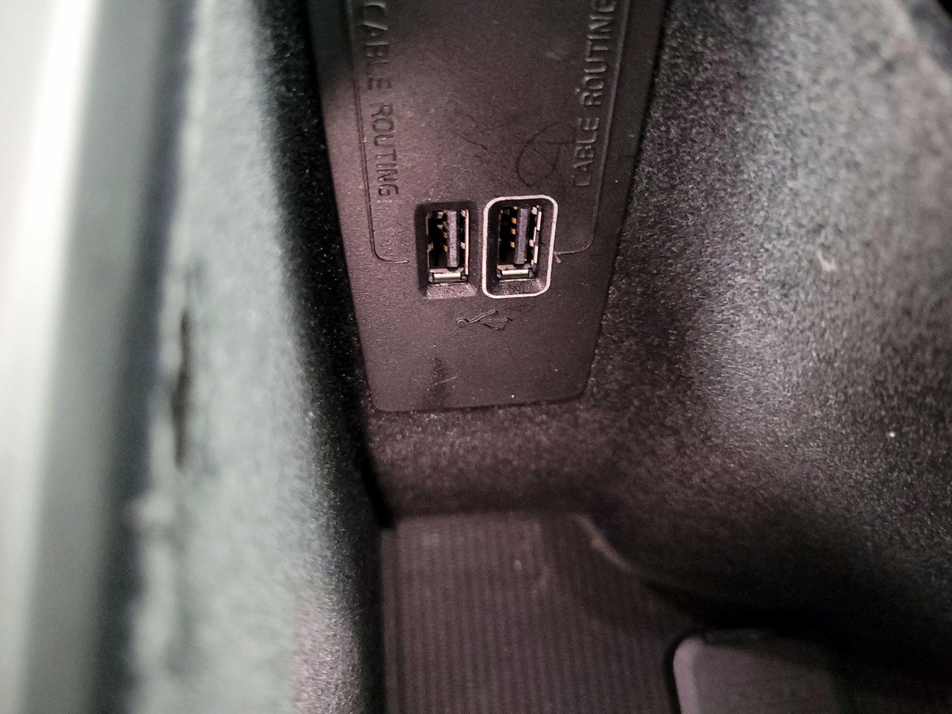 Thumbnail: 2021 Volvo XC60 - 19