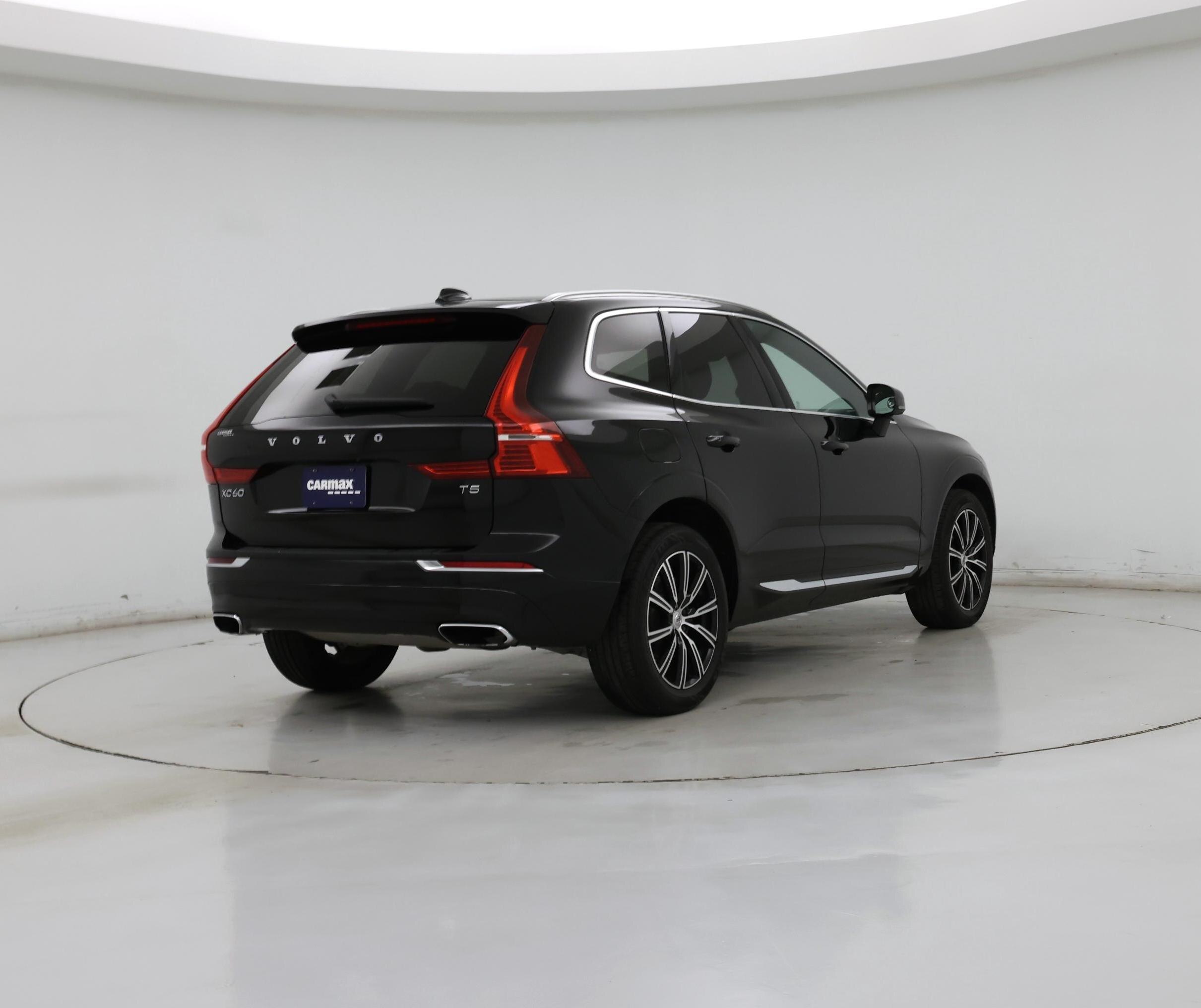 Thumbnail: 2021 Volvo XC60 - 8