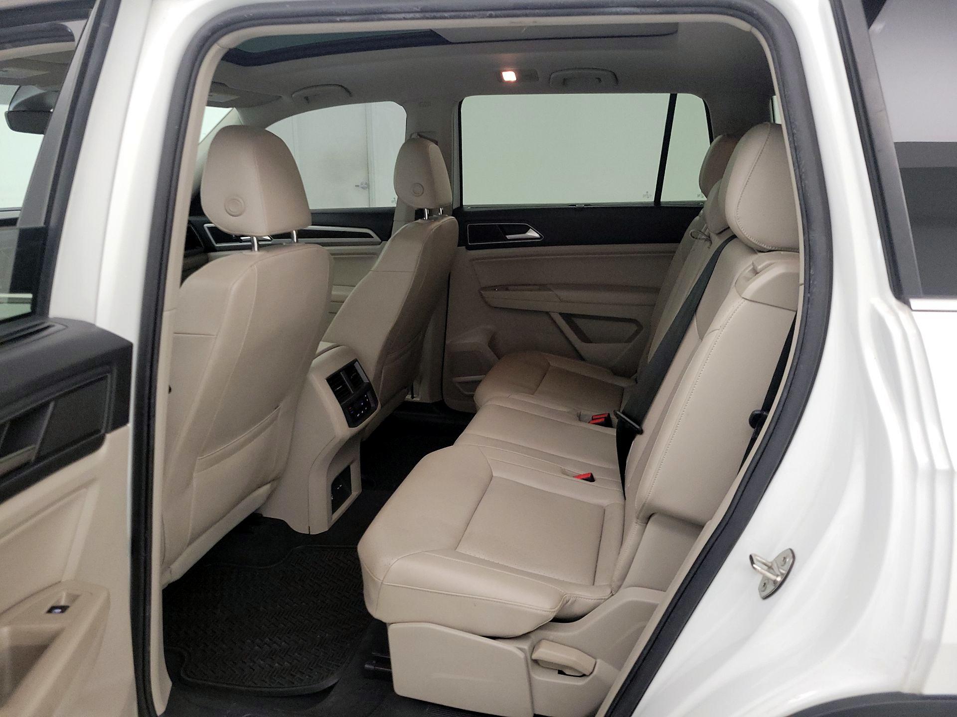 Thumbnail: 2018 Volkswagen Atlas - 20