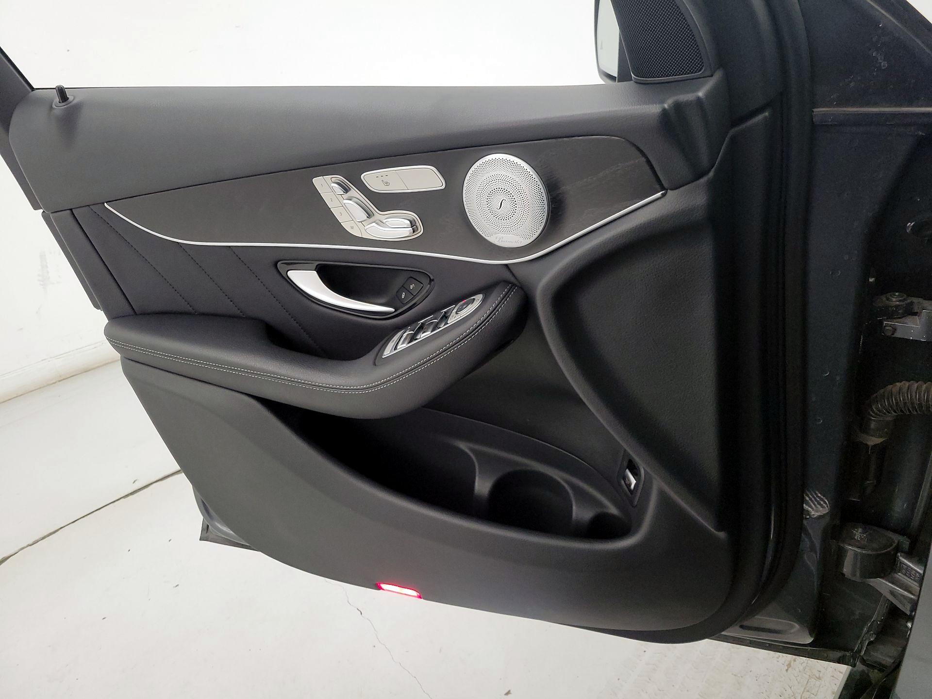 Thumbnail: 2018 Mercedes-Benz GLC - 12