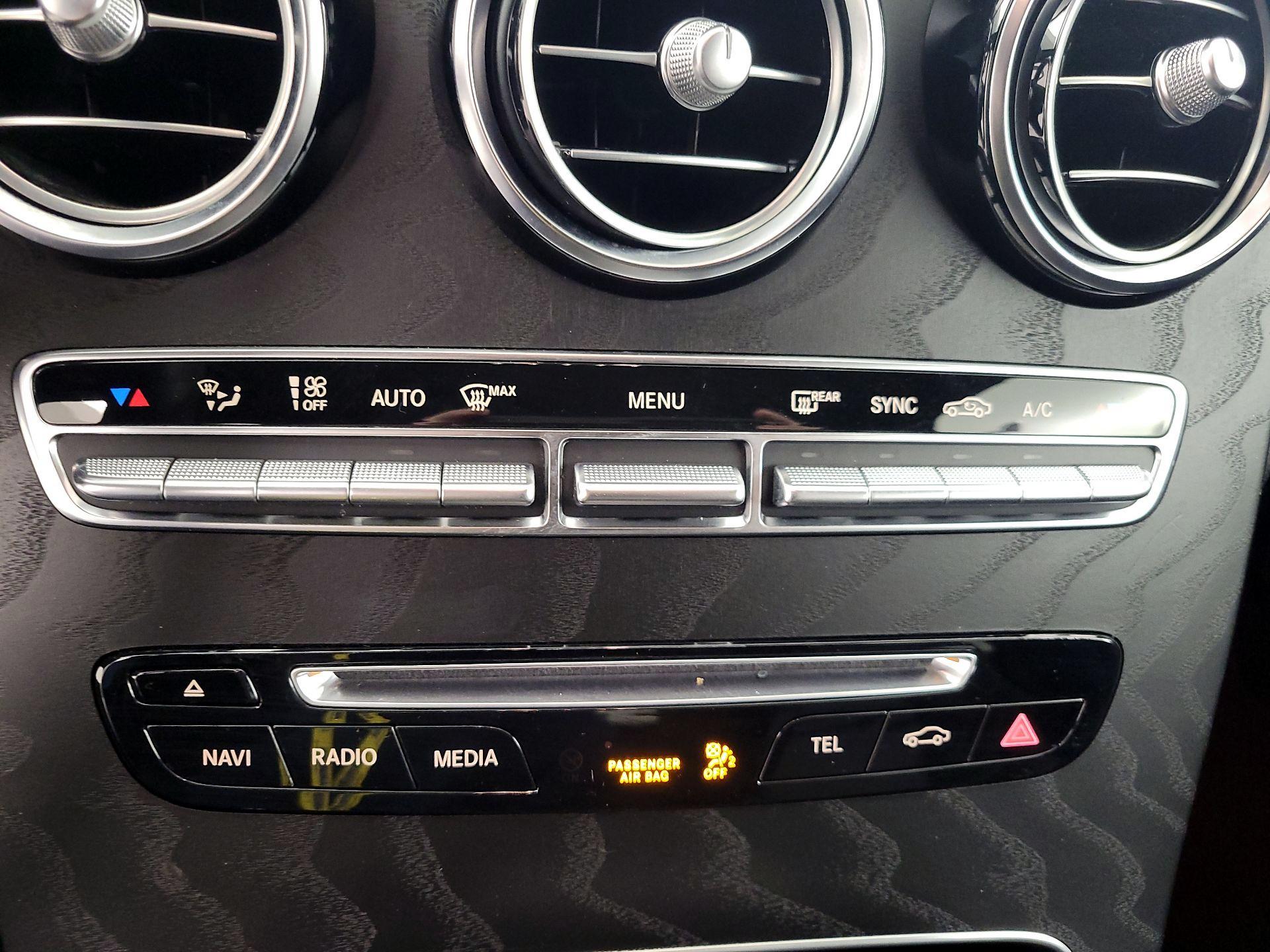 Thumbnail: 2018 Mercedes-Benz GLC - 16