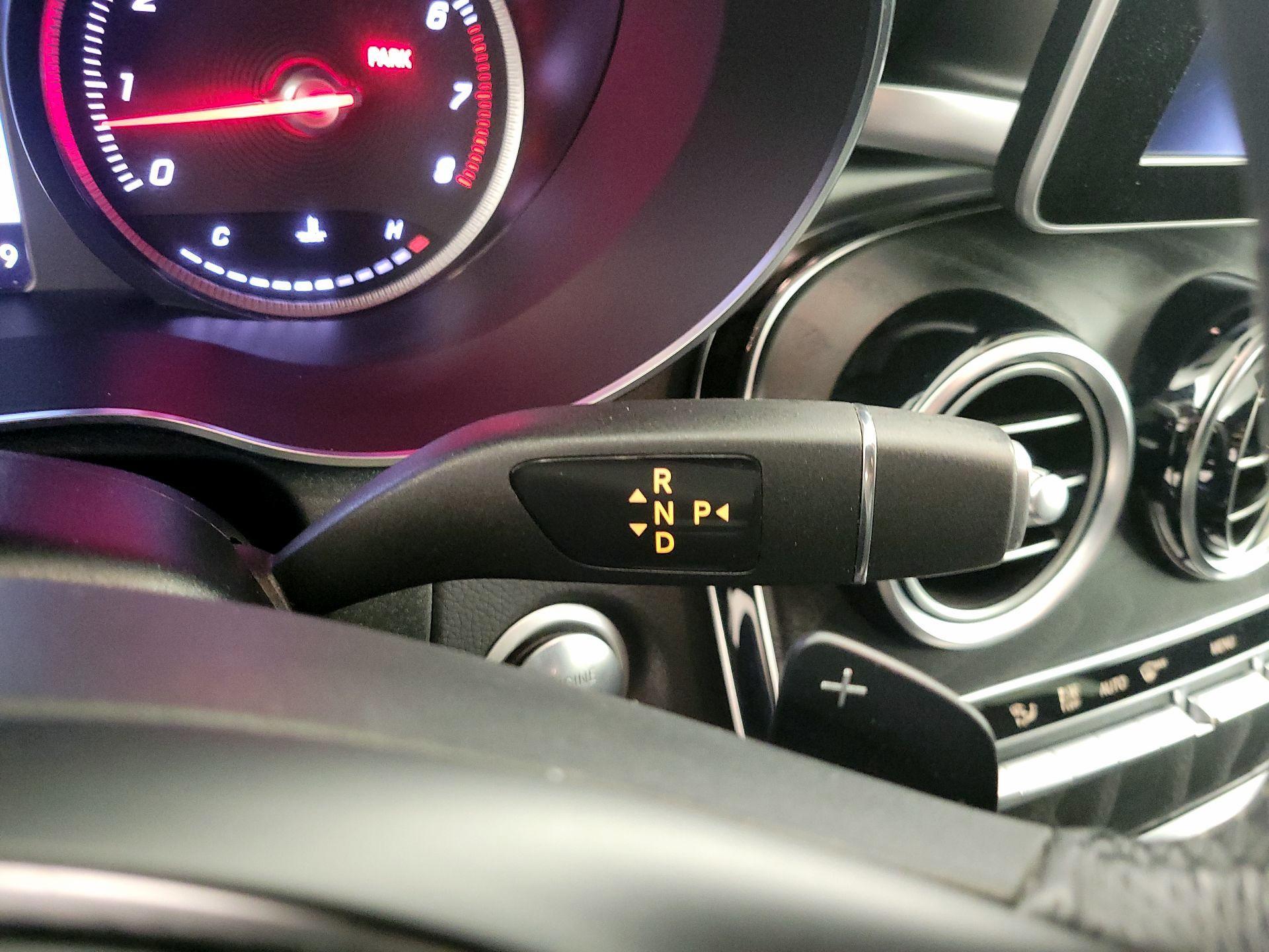 Thumbnail: 2018 Mercedes-Benz GLC - 17