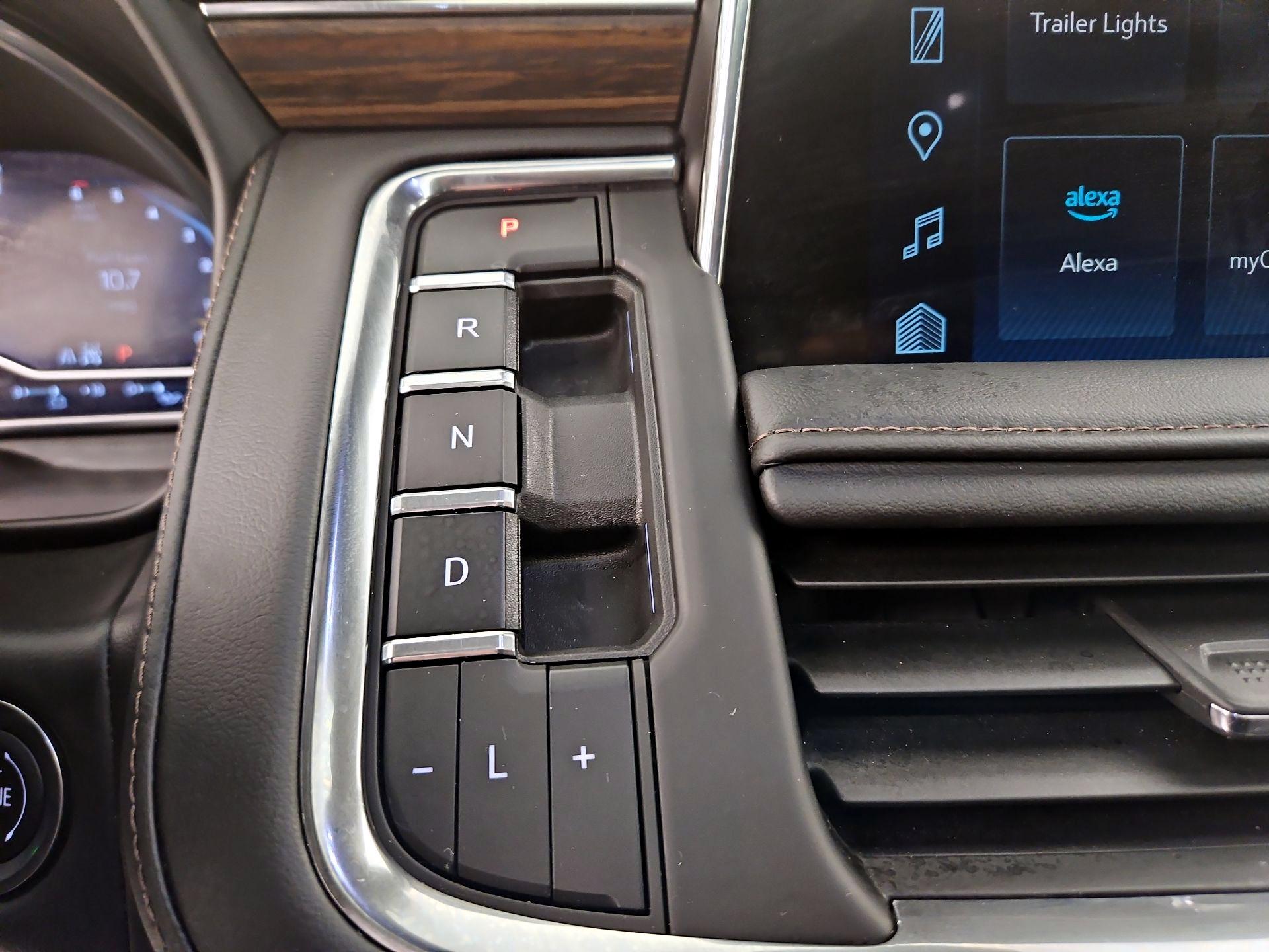 Thumbnail: 2024 Chevrolet Tahoe - 17