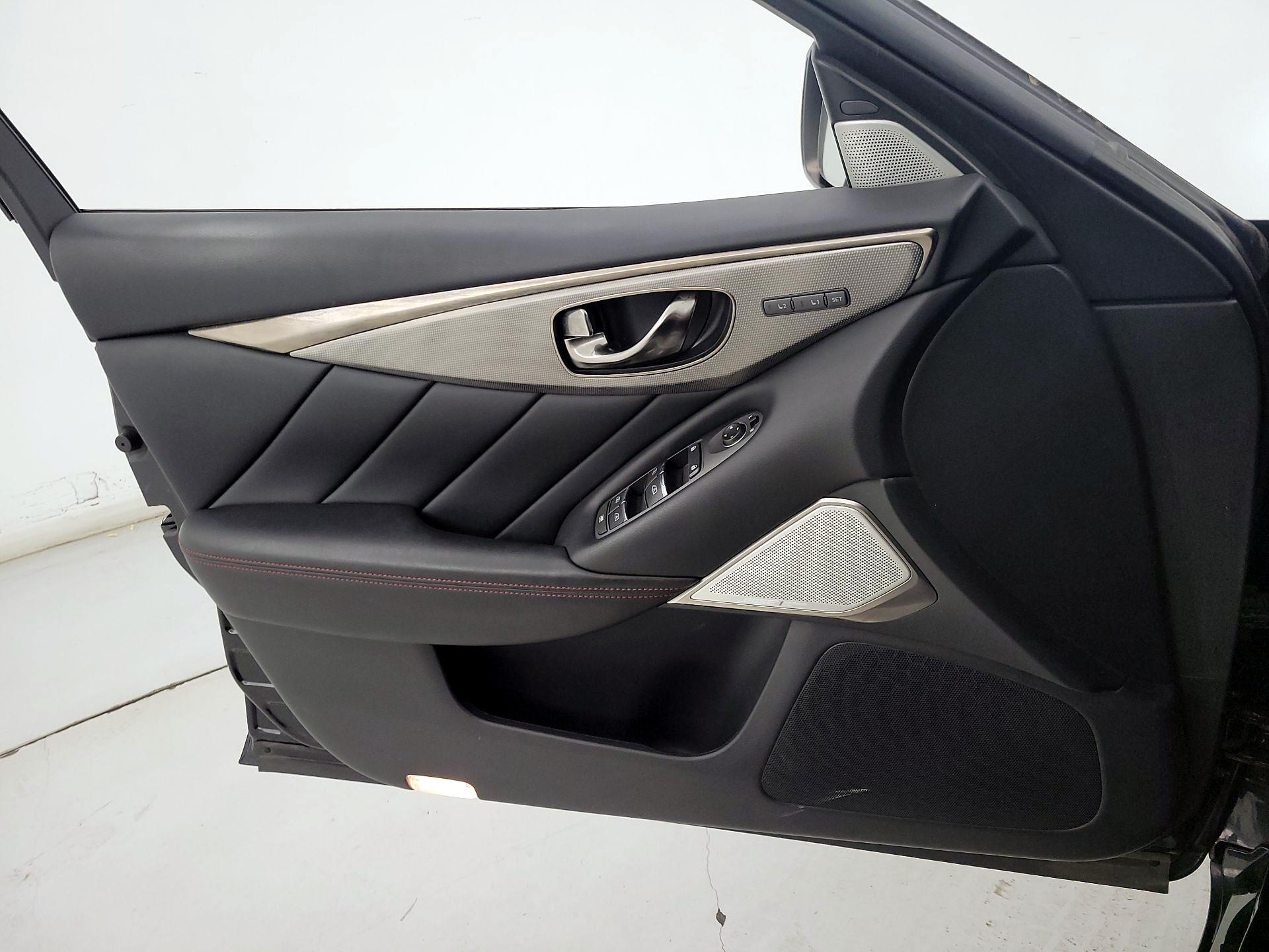 Thumbnail: 2019 INFINITI  - 12