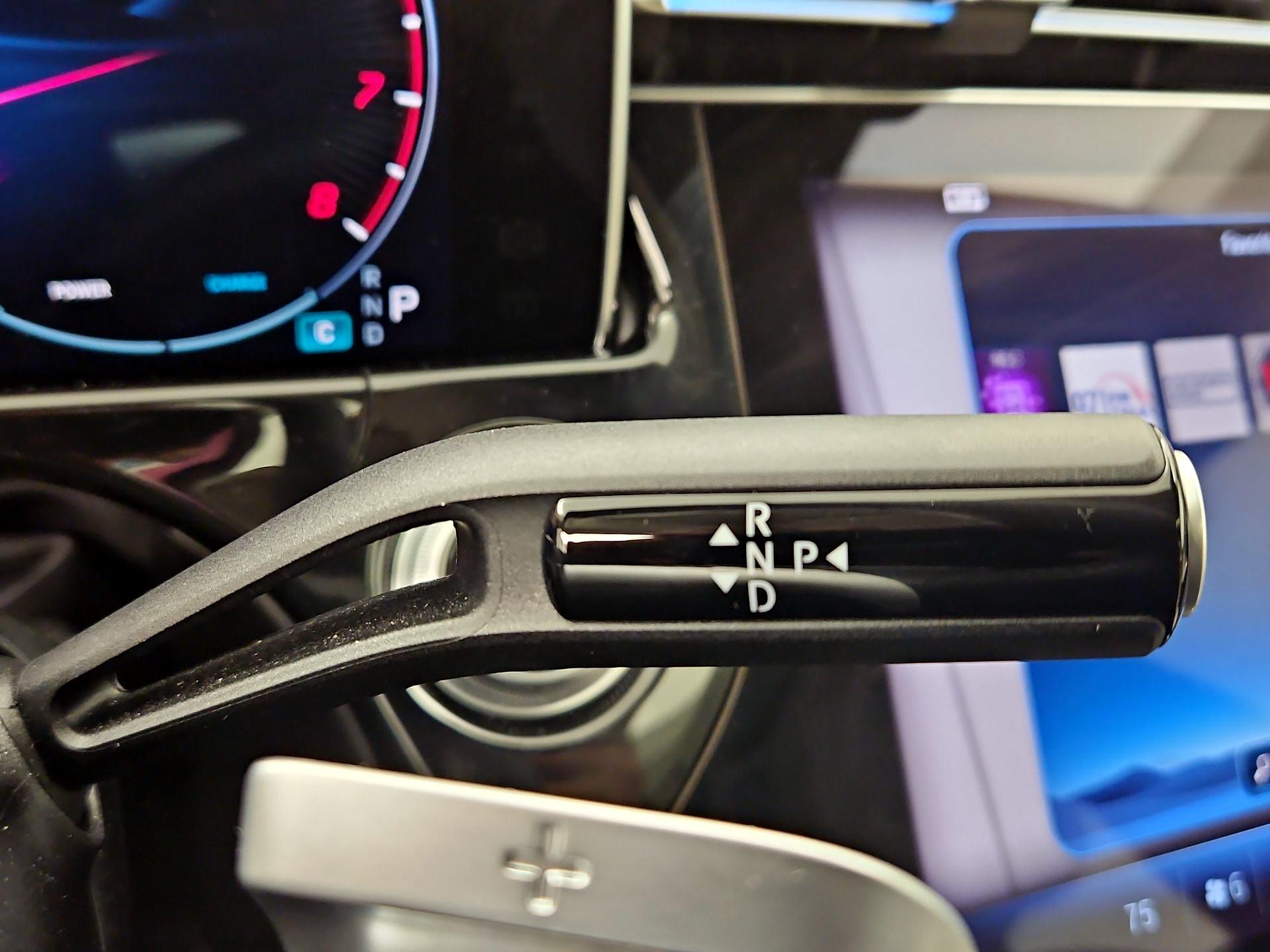 Thumbnail: 2024 Mercedes-Benz E-Class - 18