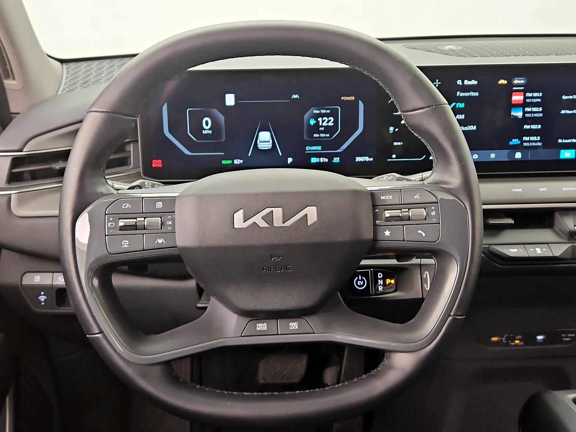 Thumbnail: 2024 Kia EV9 - 10