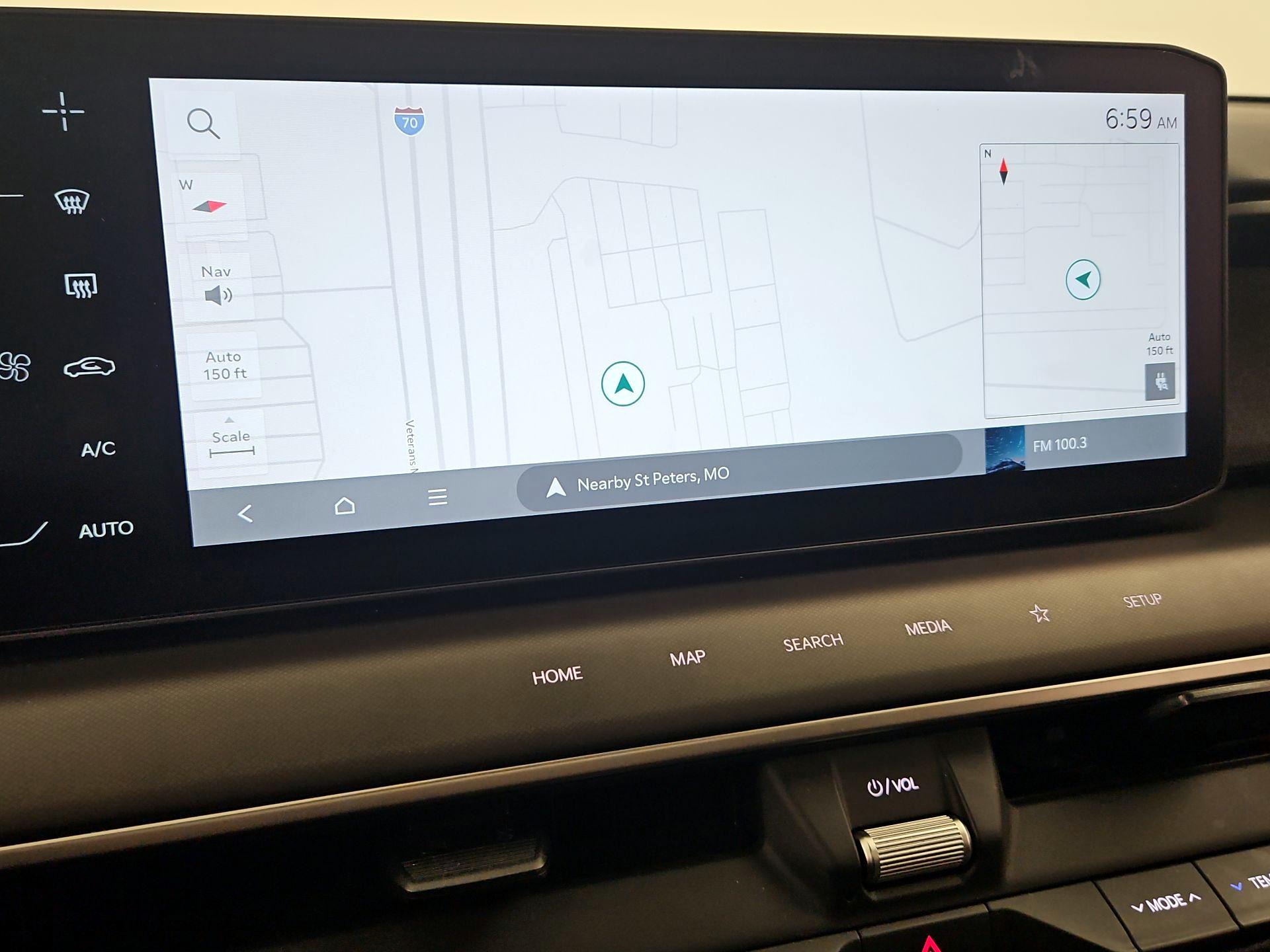 Thumbnail: 2024 Kia EV9 - 14