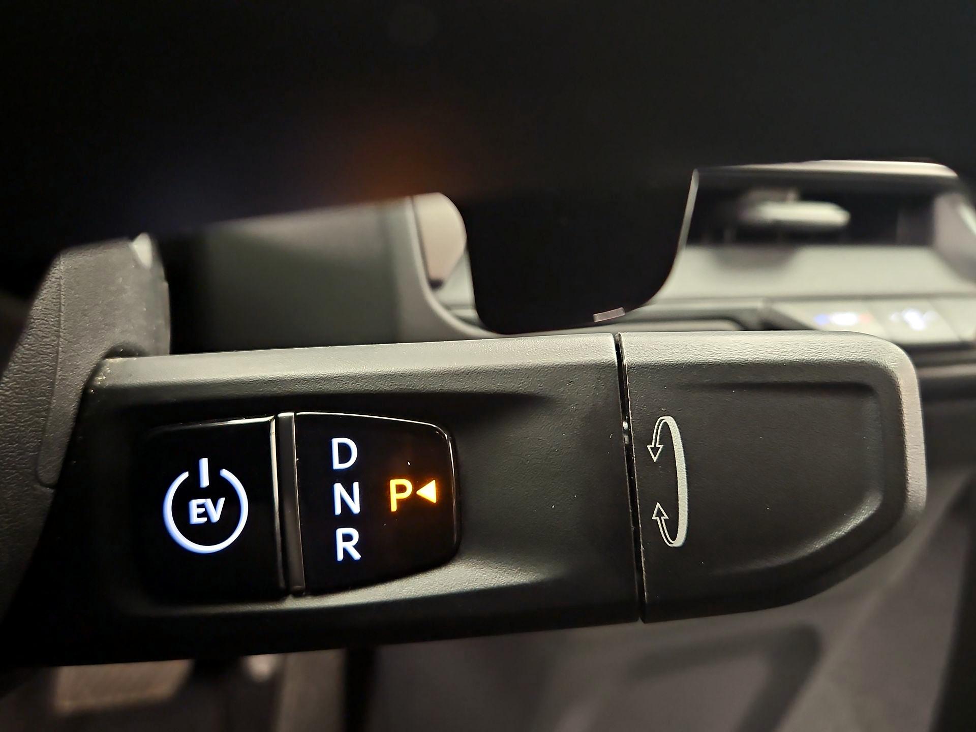 Thumbnail: 2024 Kia EV9 - 18