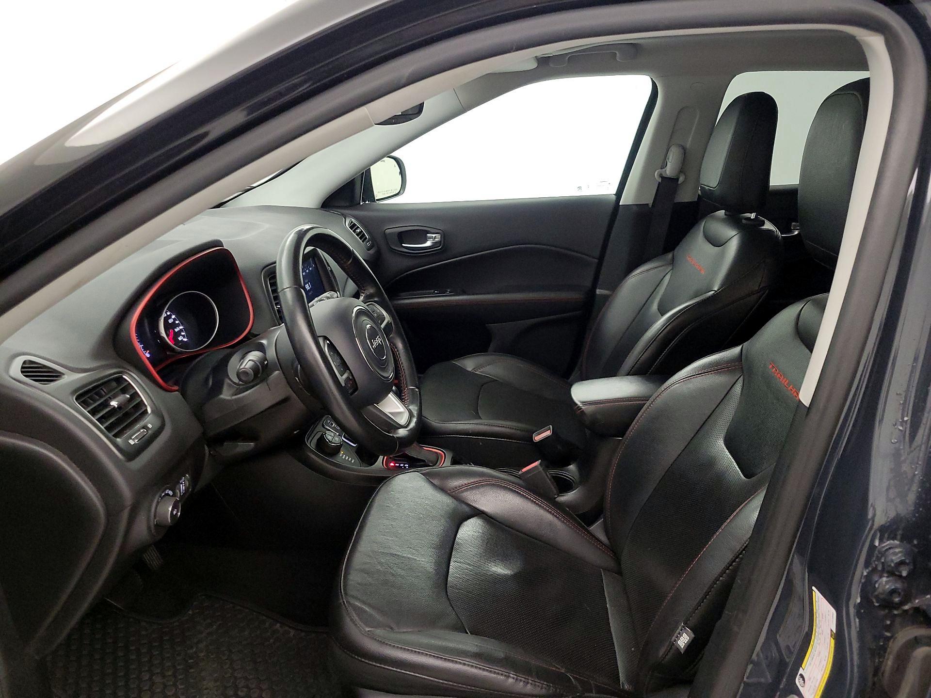 Thumbnail: 2018 Jeep Compass - 11