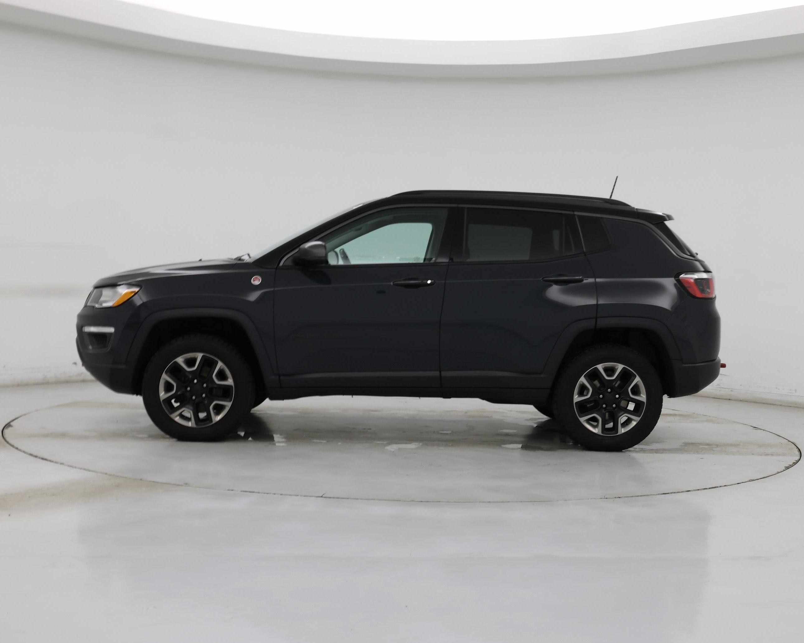Thumbnail: 2018 Jeep Compass - 3