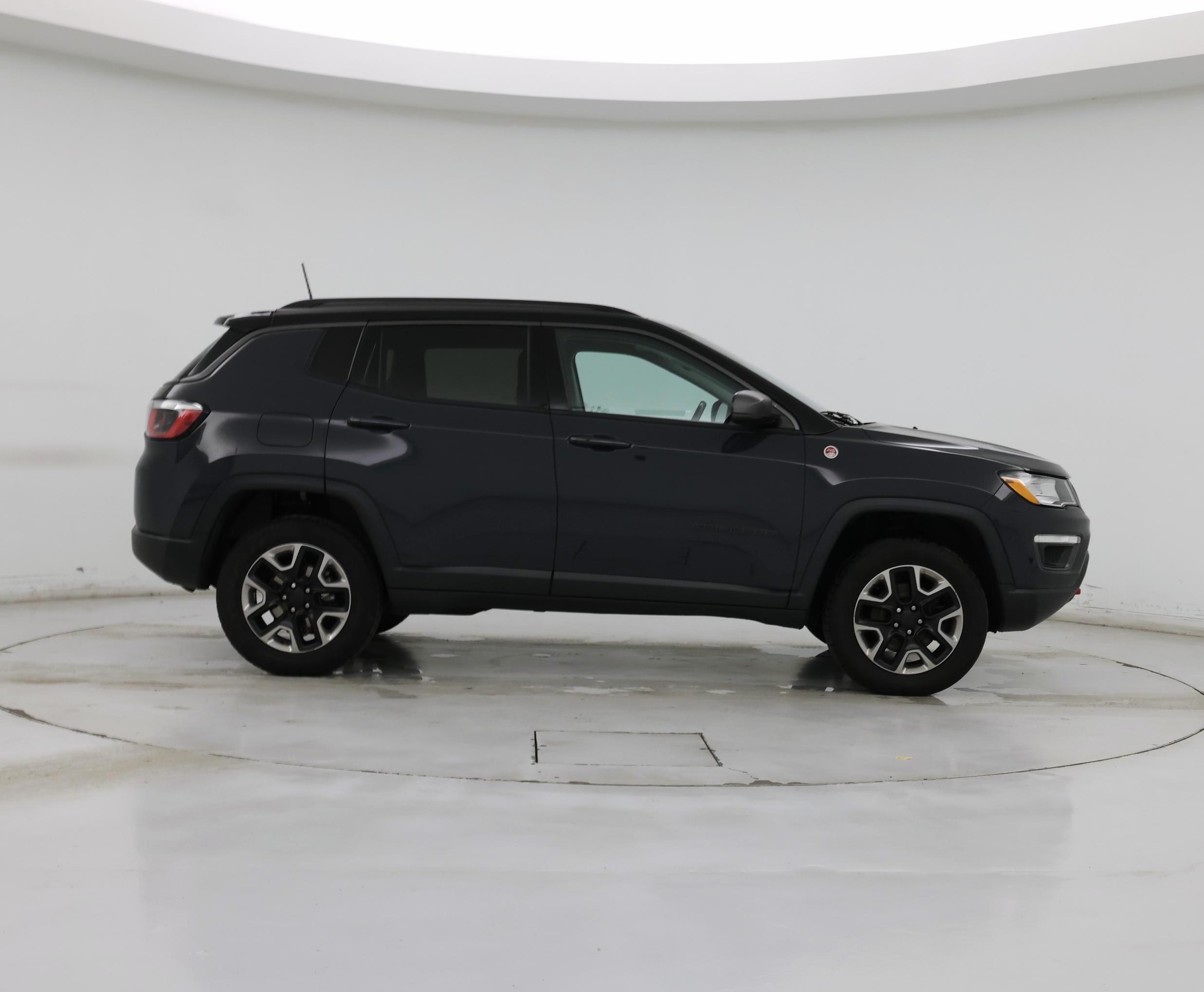 Thumbnail: 2018 Jeep Compass - 7