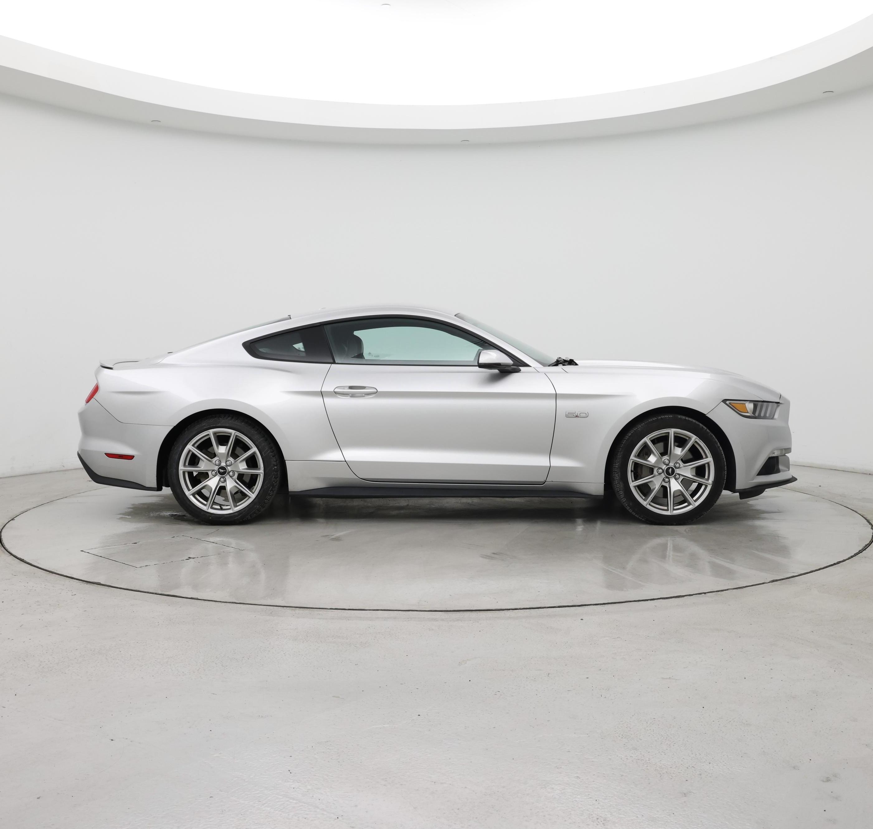 Thumbnail: 2015 Ford Mustang - 7