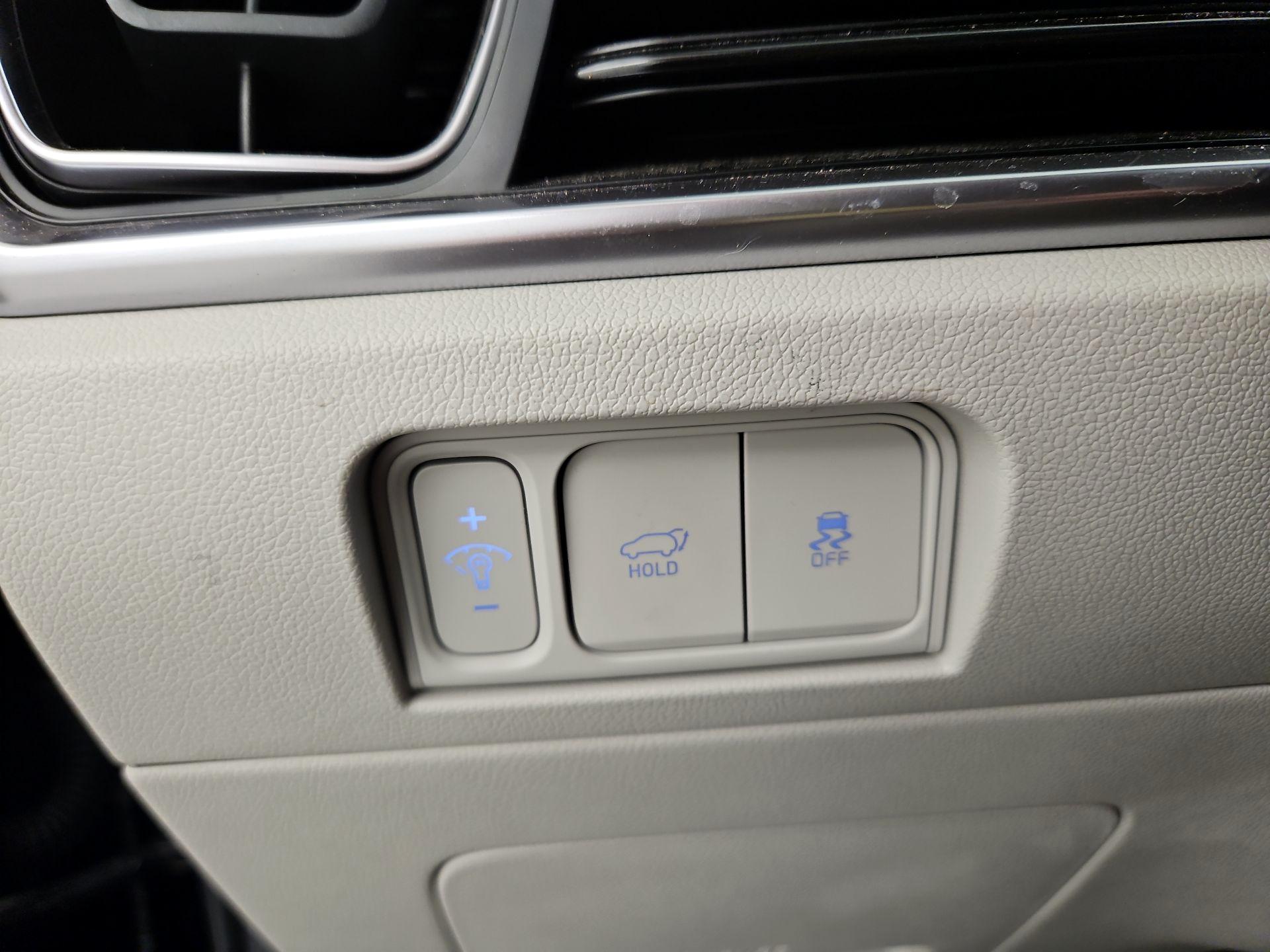 Thumbnail: 2025 Kia Sorento - 13