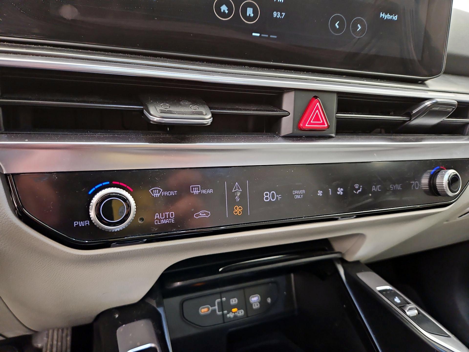 Thumbnail: 2025 Kia Sorento - 17