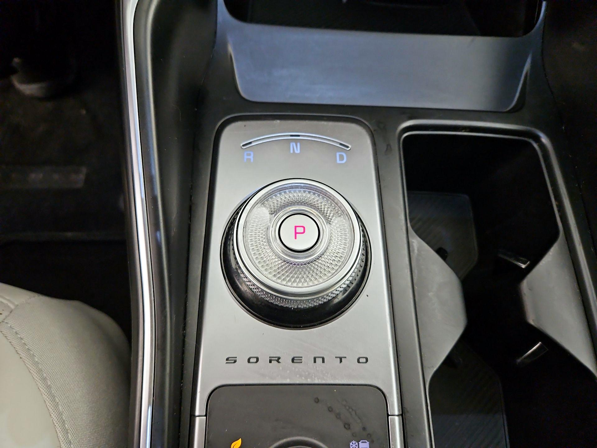 Thumbnail: 2025 Kia Sorento - 18