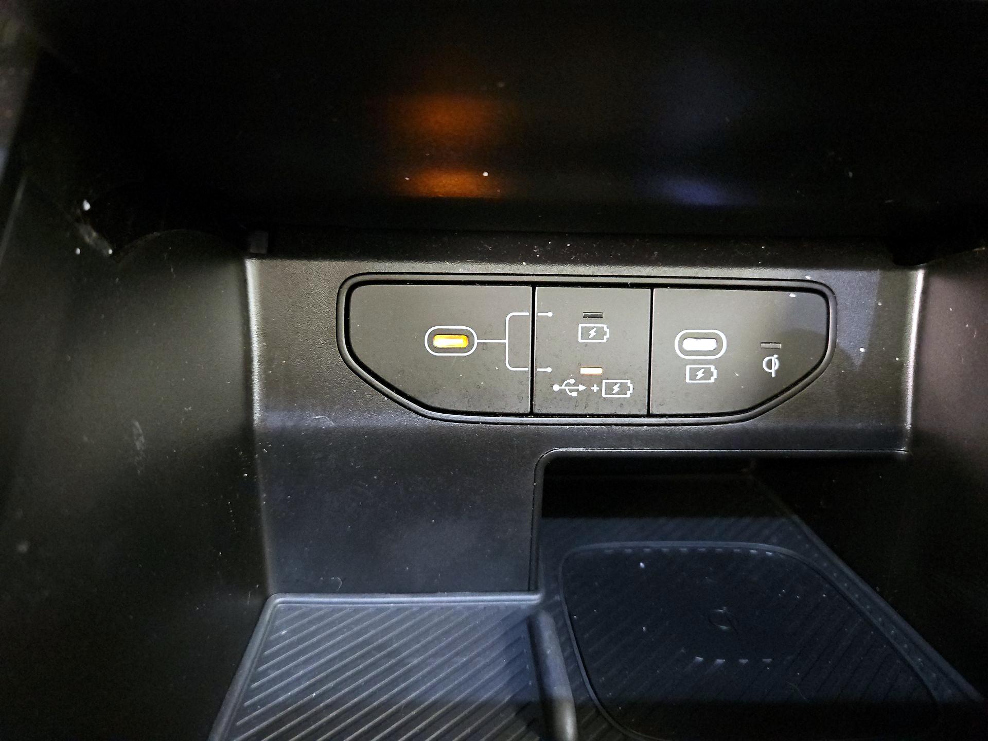 Thumbnail: 2025 Kia Sorento - 19