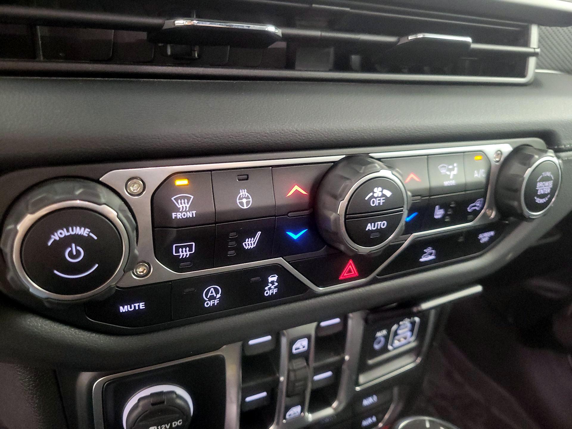 Thumbnail: 2024 Jeep Wrangler - 16