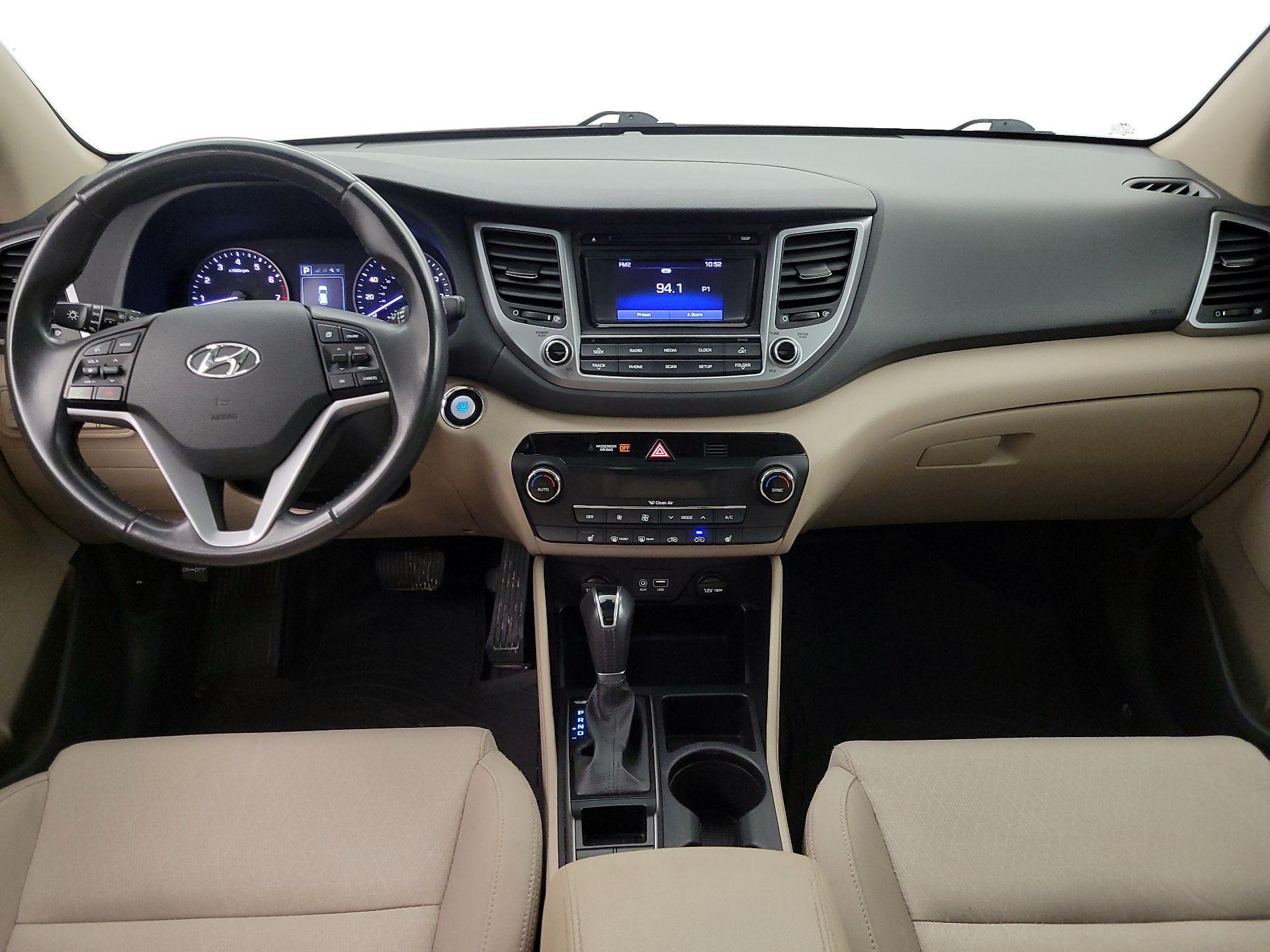 Thumbnail: 2017 Hyundai Tucson - 9