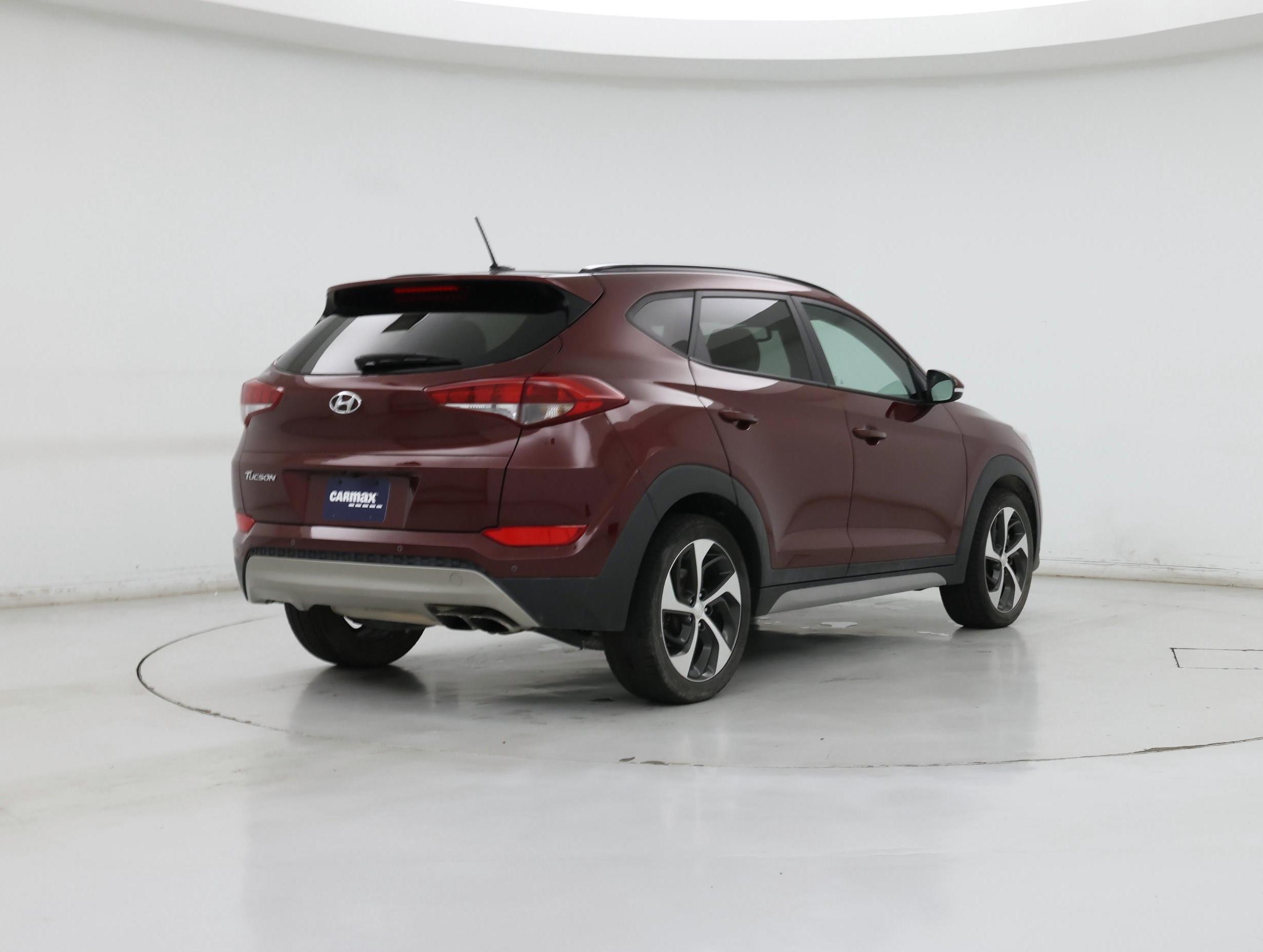 Thumbnail: 2017 Hyundai Tucson - 8