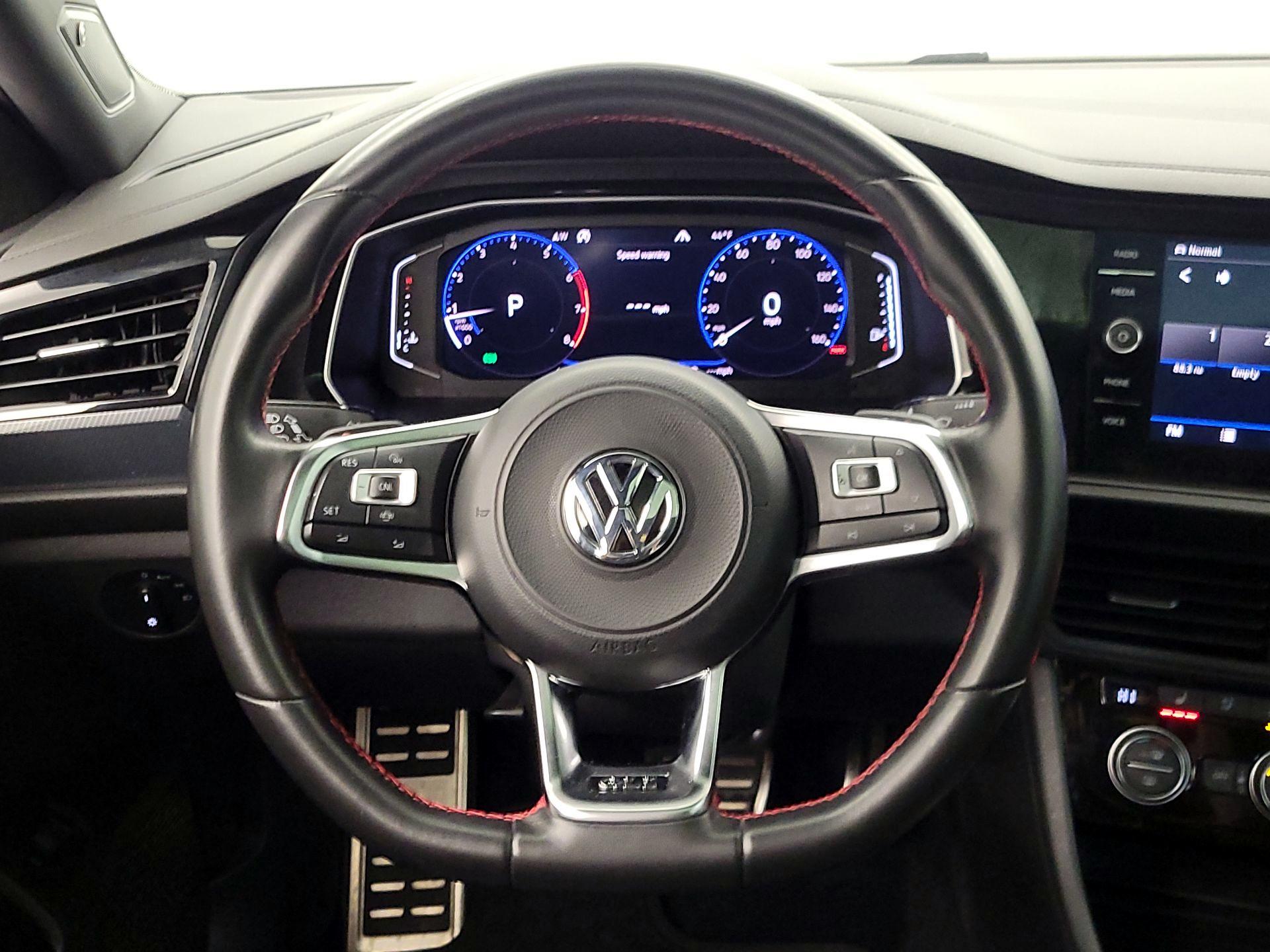 Thumbnail: 2020 Volkswagen Jetta - 10