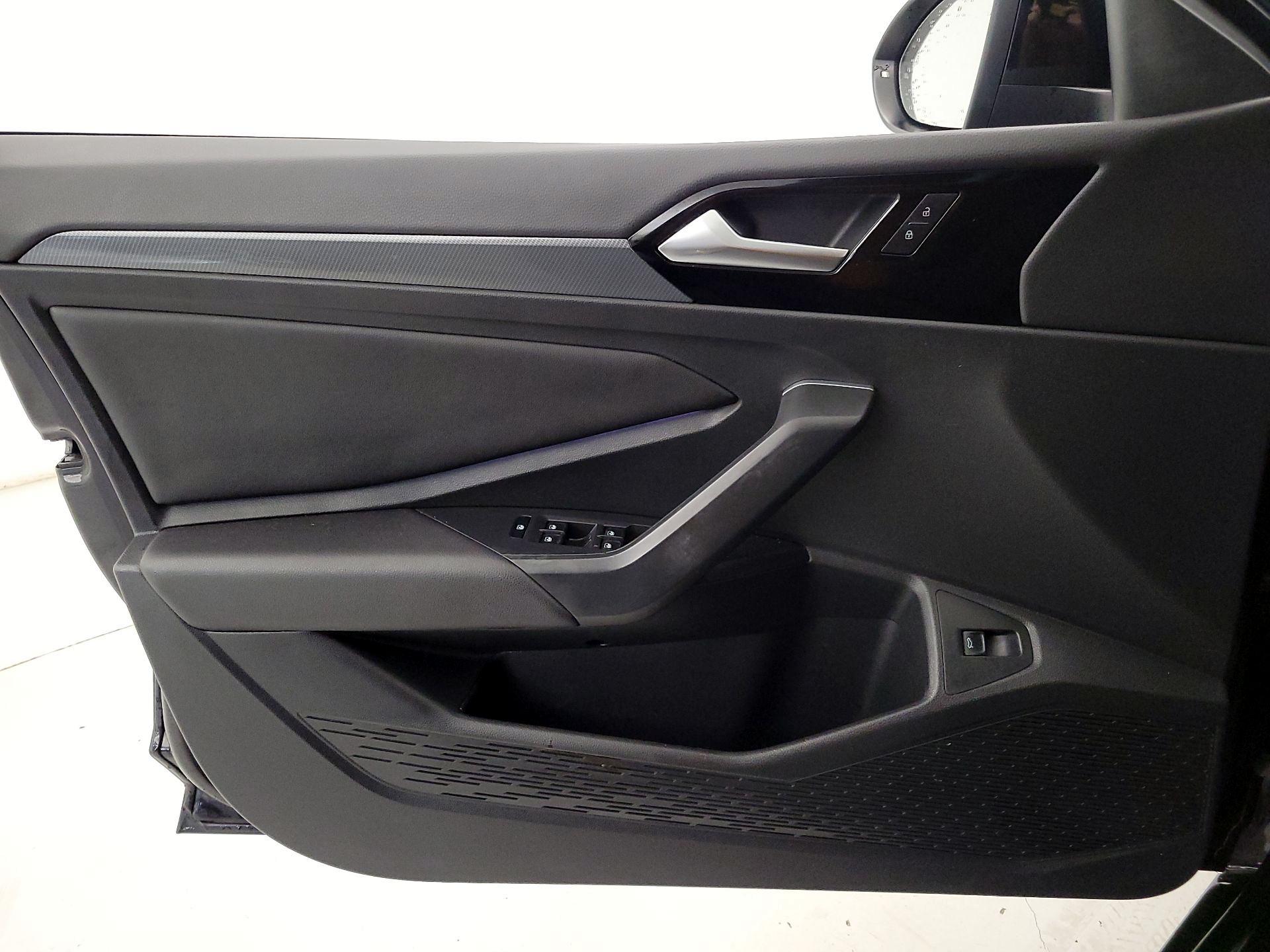 Thumbnail: 2020 Volkswagen Jetta - 12