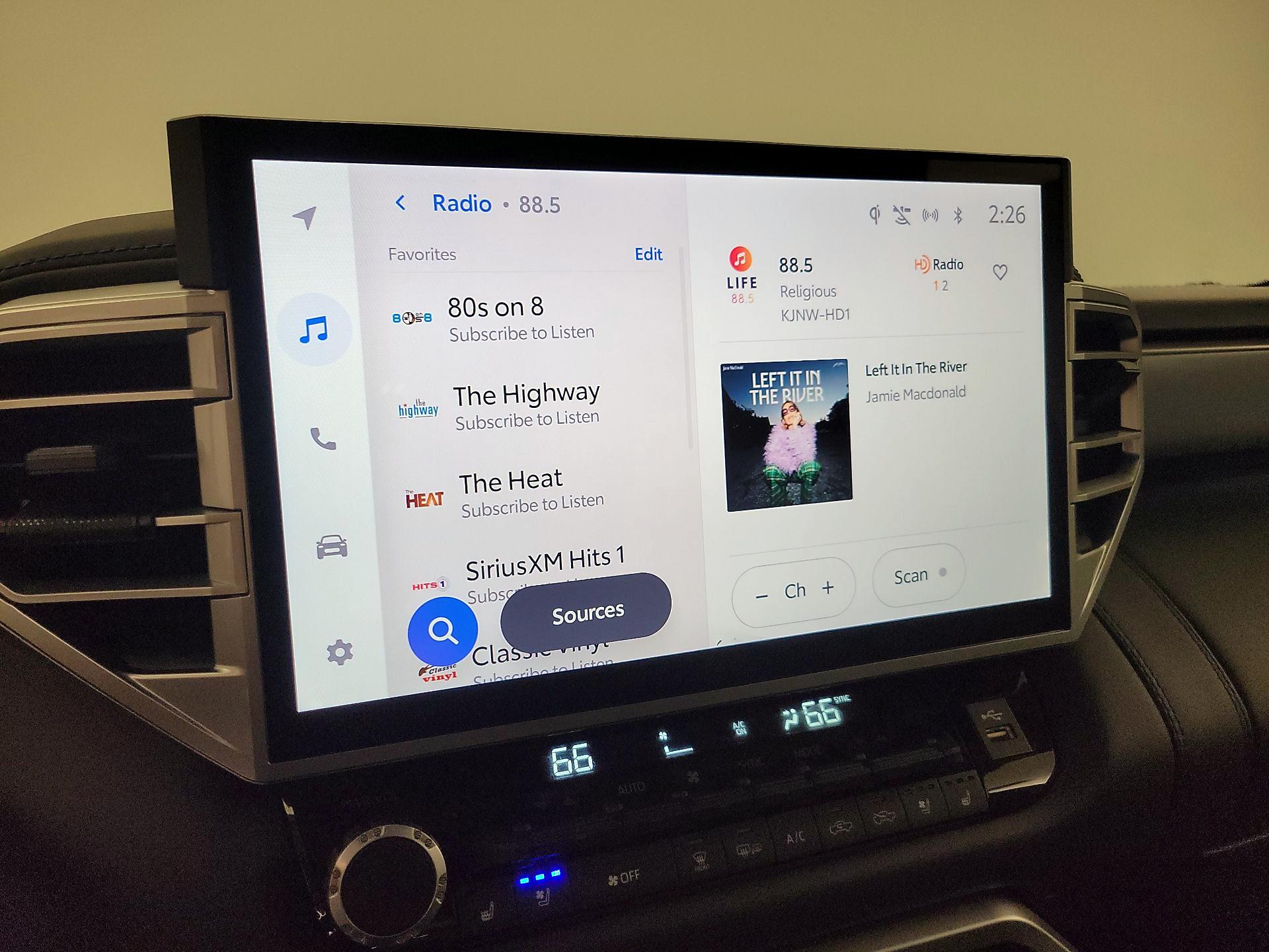 Thumbnail: 2025 Toyota Tundra - 15