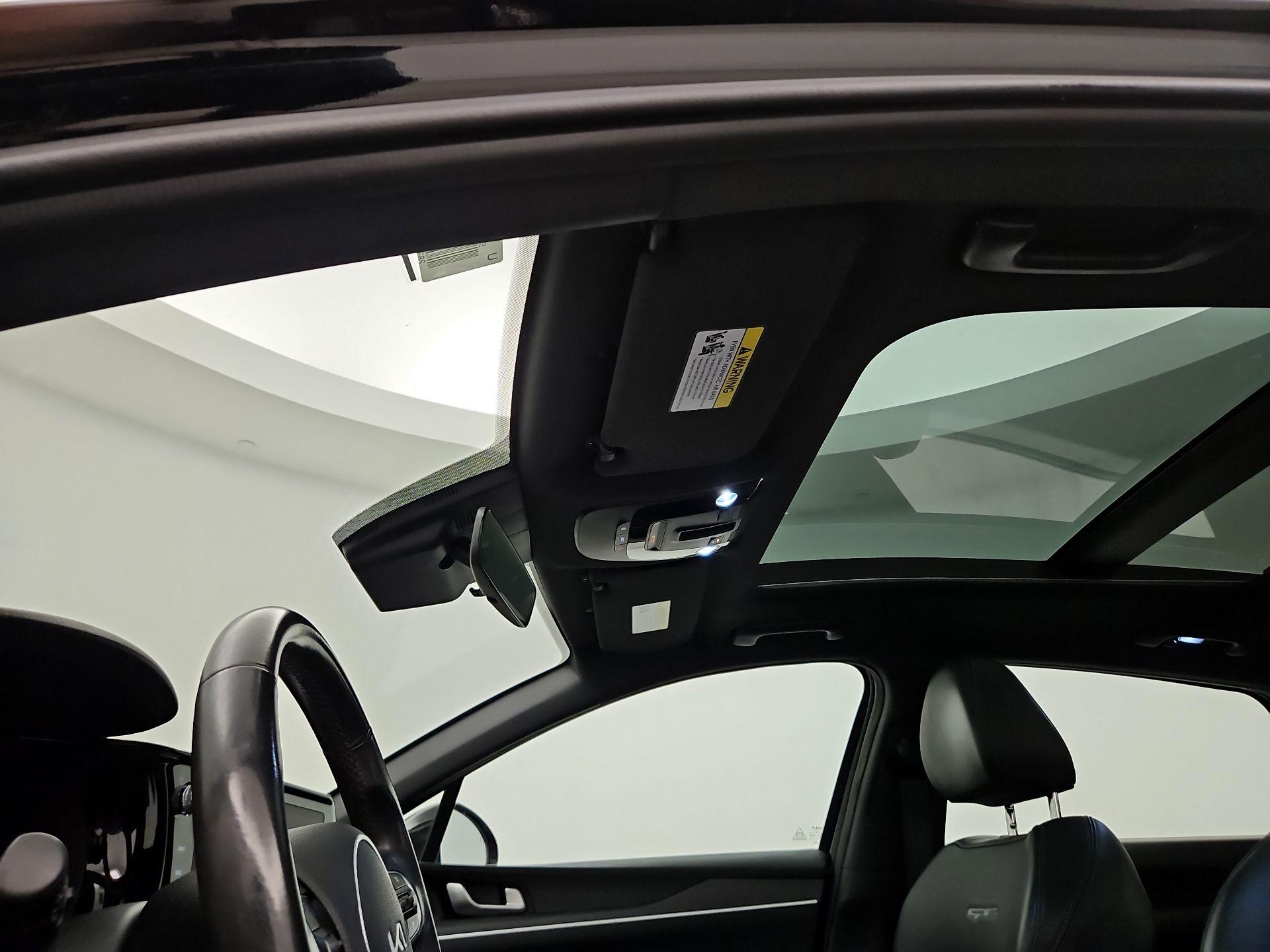 Thumbnail: 2022 Kia K5 - 20