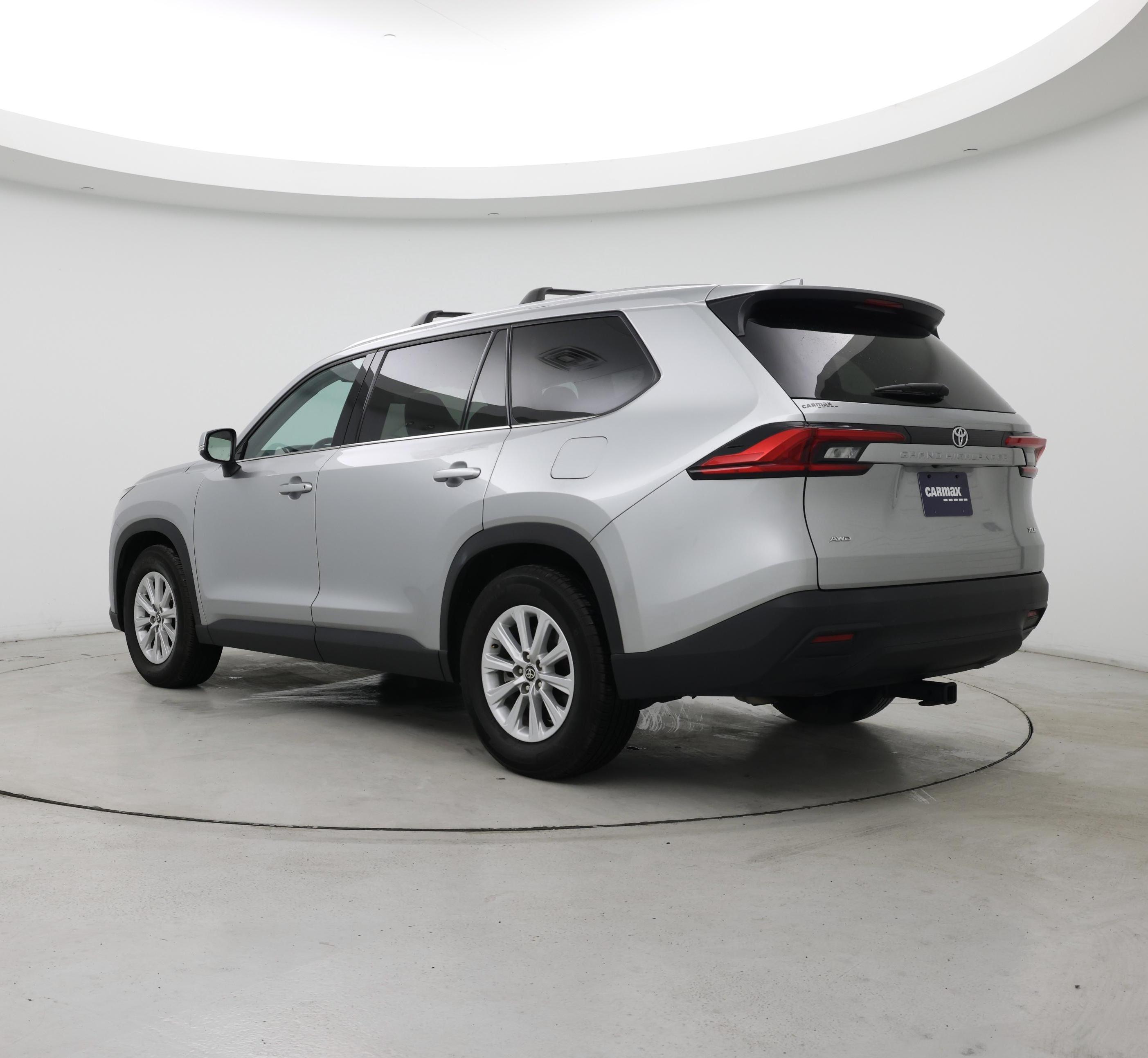 Thumbnail: 2024 Toyota Grand Highlander - 2