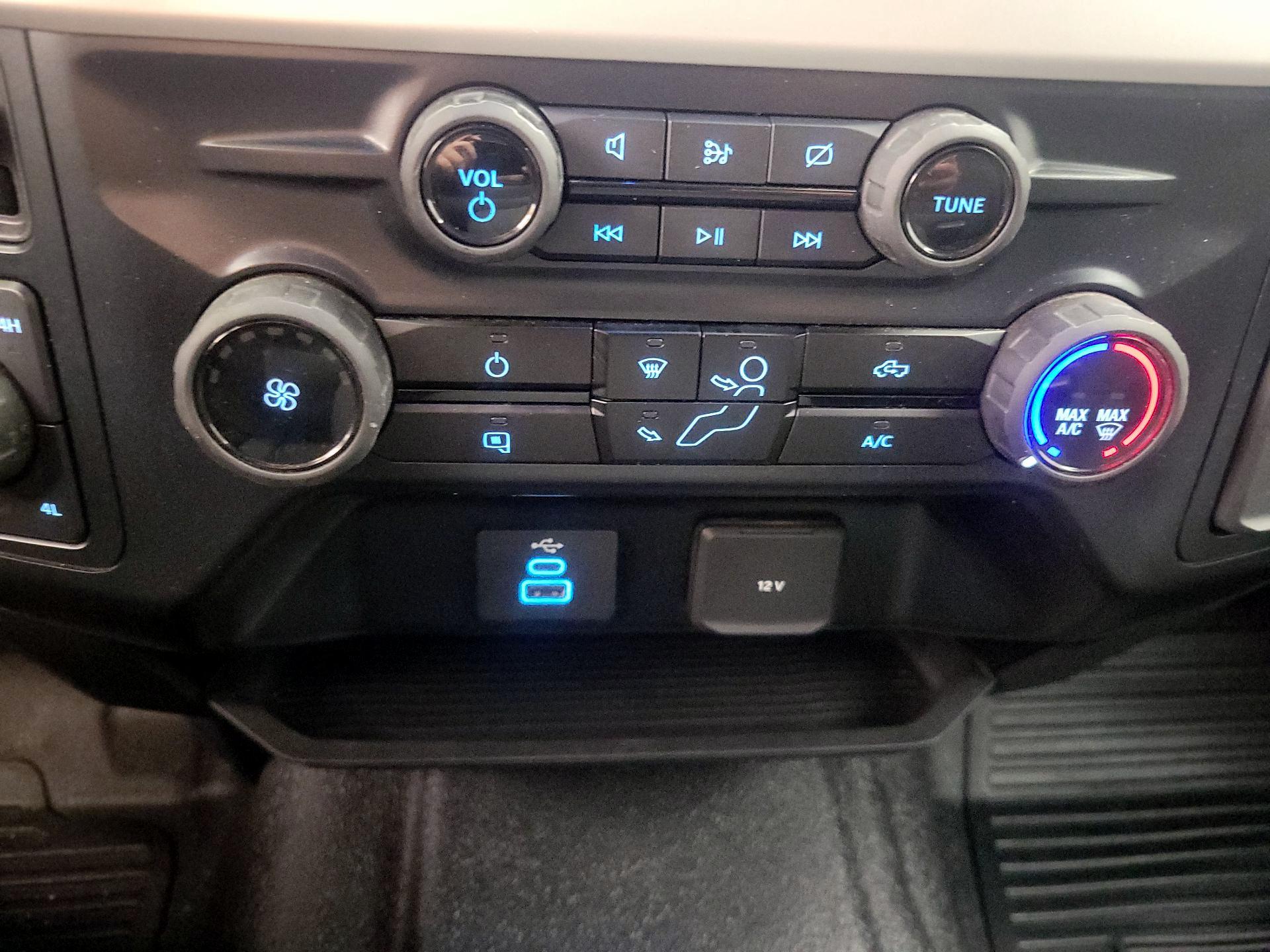 Thumbnail: 2023 Ford F-250 - 16