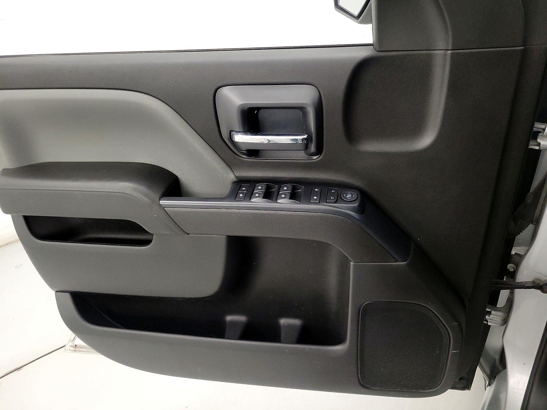 Thumbnail: 2019 Chevrolet Silverado 1500 - 12