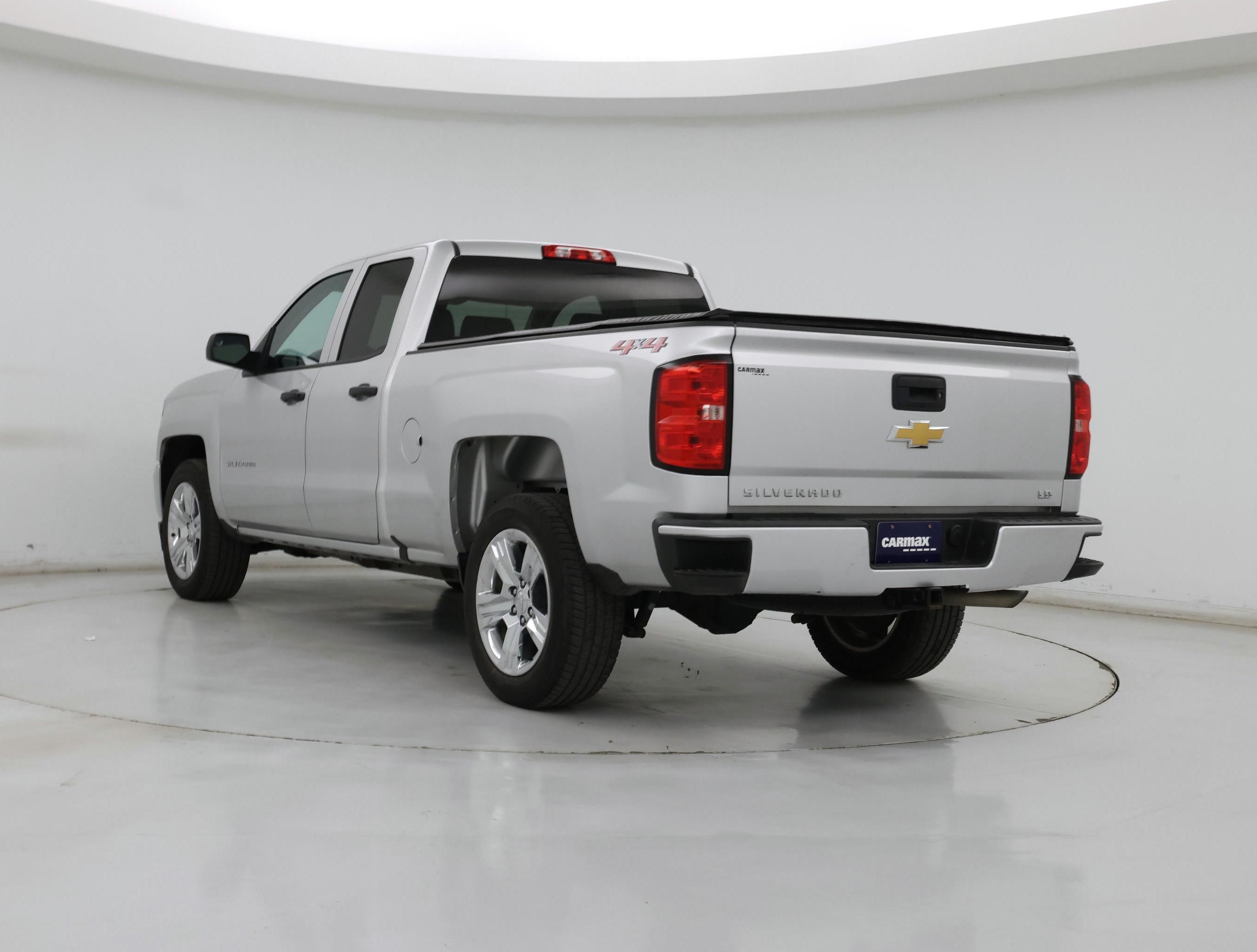 Thumbnail: 2019 Chevrolet Silverado 1500 - 2