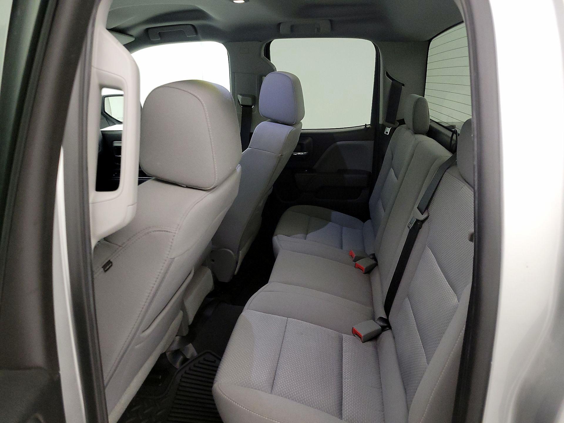 Thumbnail: 2019 Chevrolet Silverado 1500 - 19