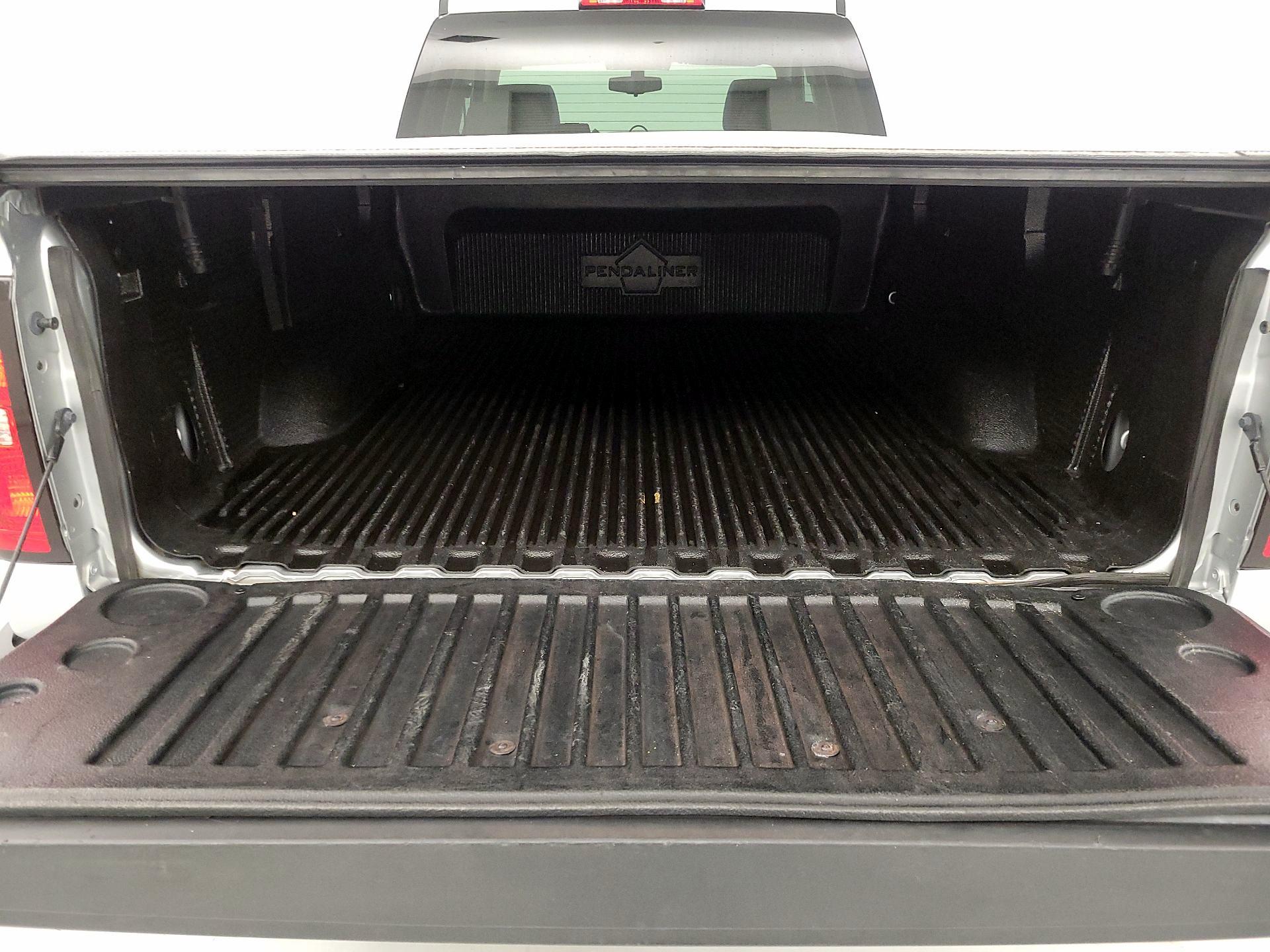 Thumbnail: 2019 Chevrolet Silverado 1500 - 20