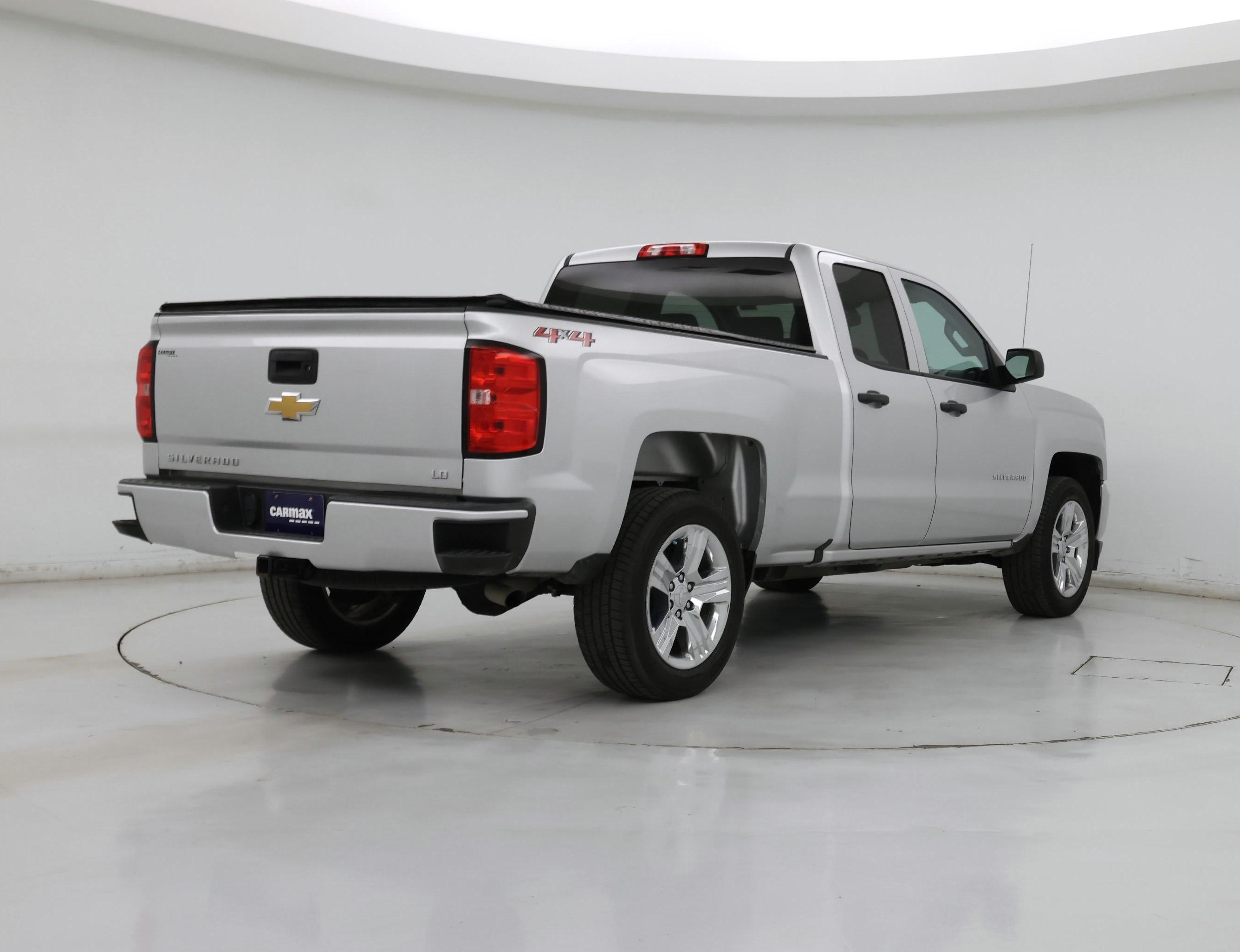 Thumbnail: 2019 Chevrolet Silverado 1500 - 8