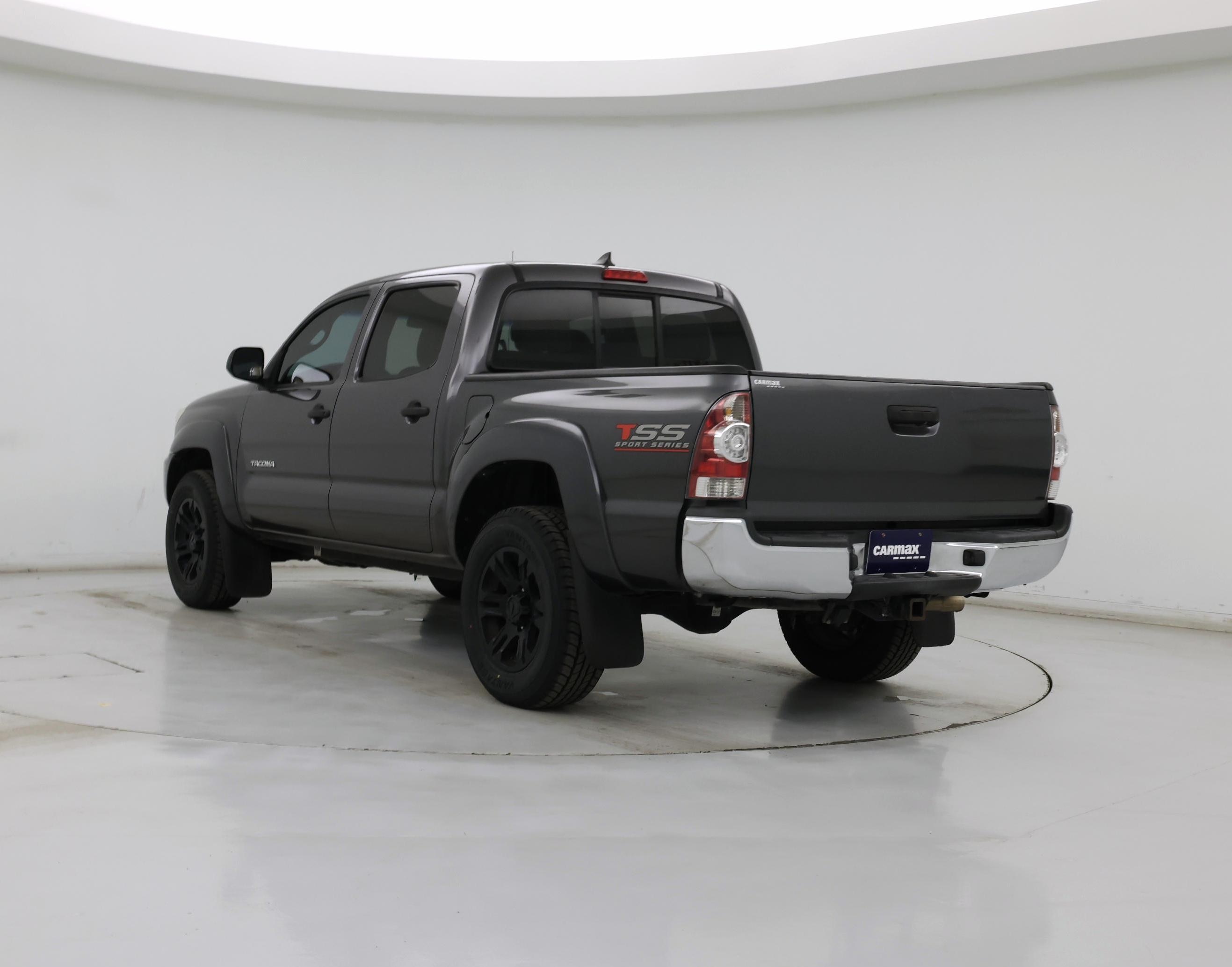 Thumbnail: 2015 Toyota Tacoma - 2