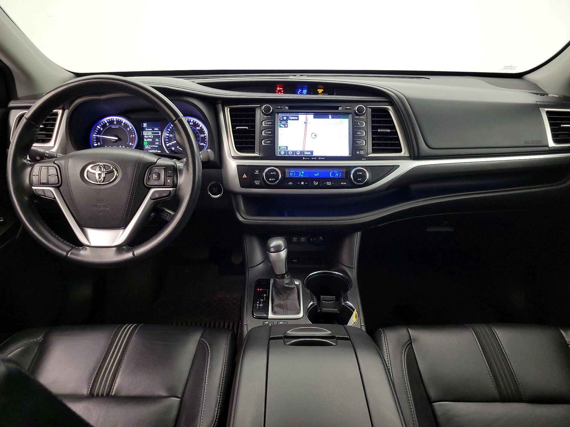 Thumbnail: 2017 Toyota Highlander - 9