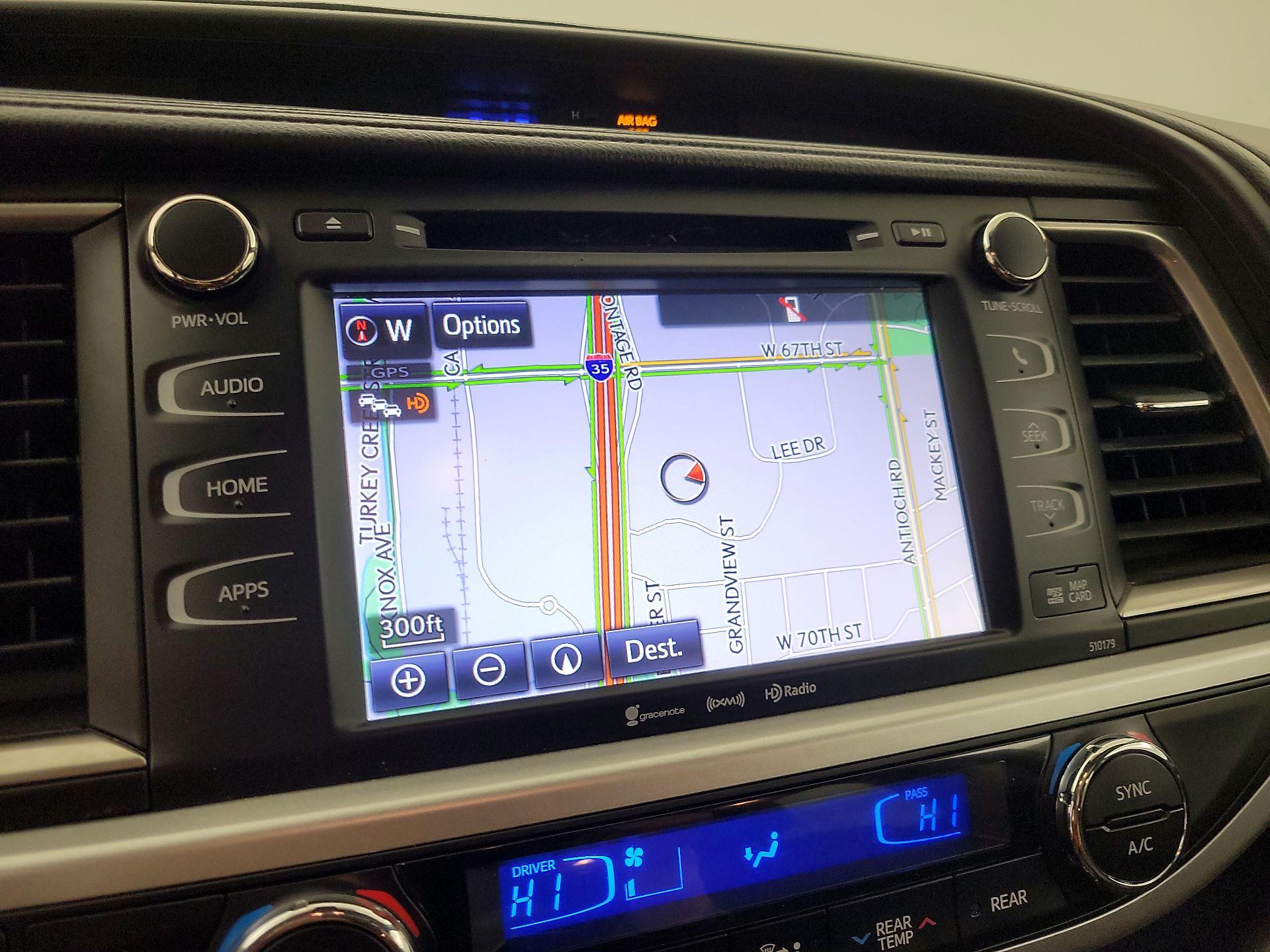 Thumbnail: 2017 Toyota Highlander - 14