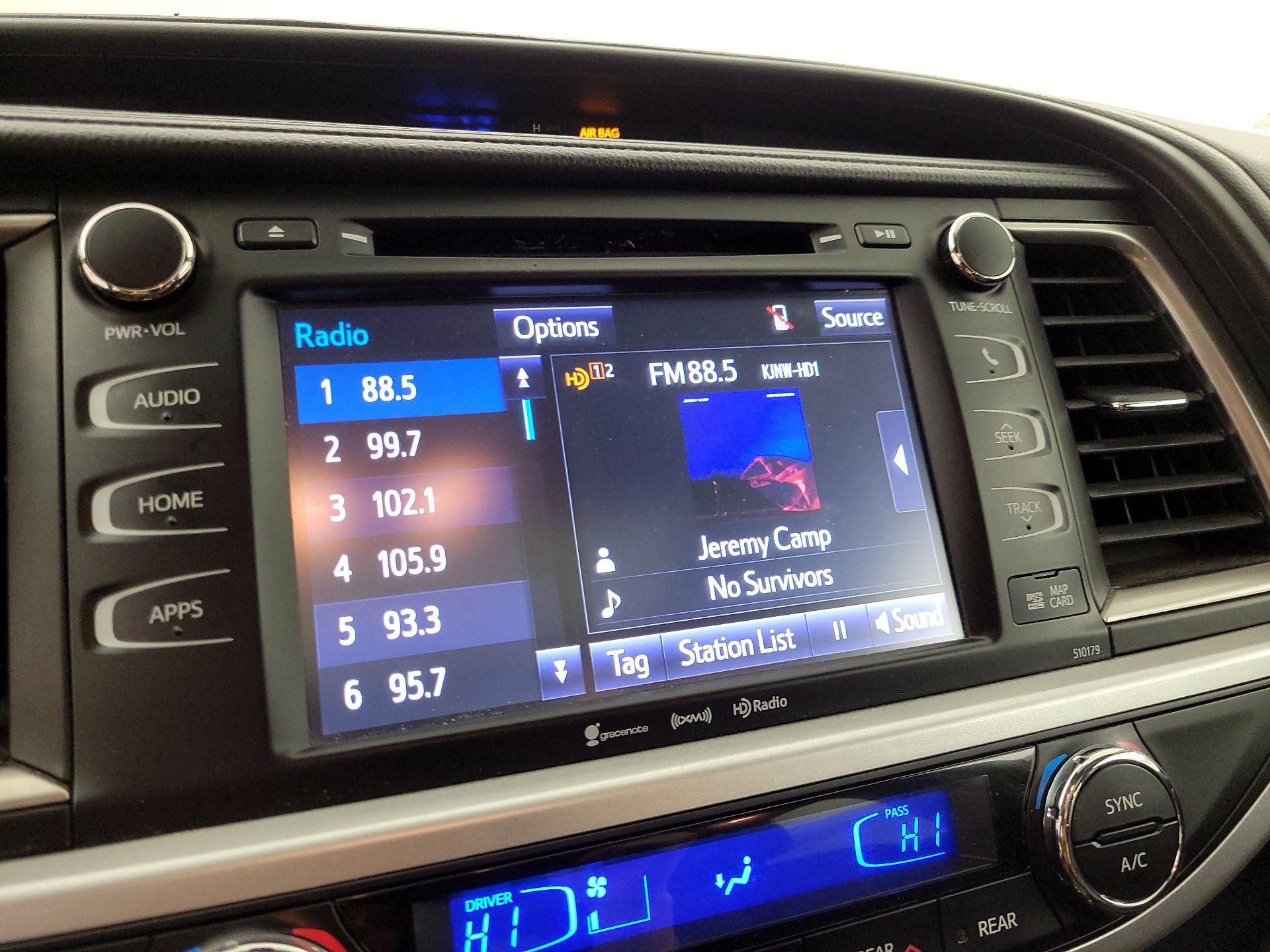 Thumbnail: 2017 Toyota Highlander - 16