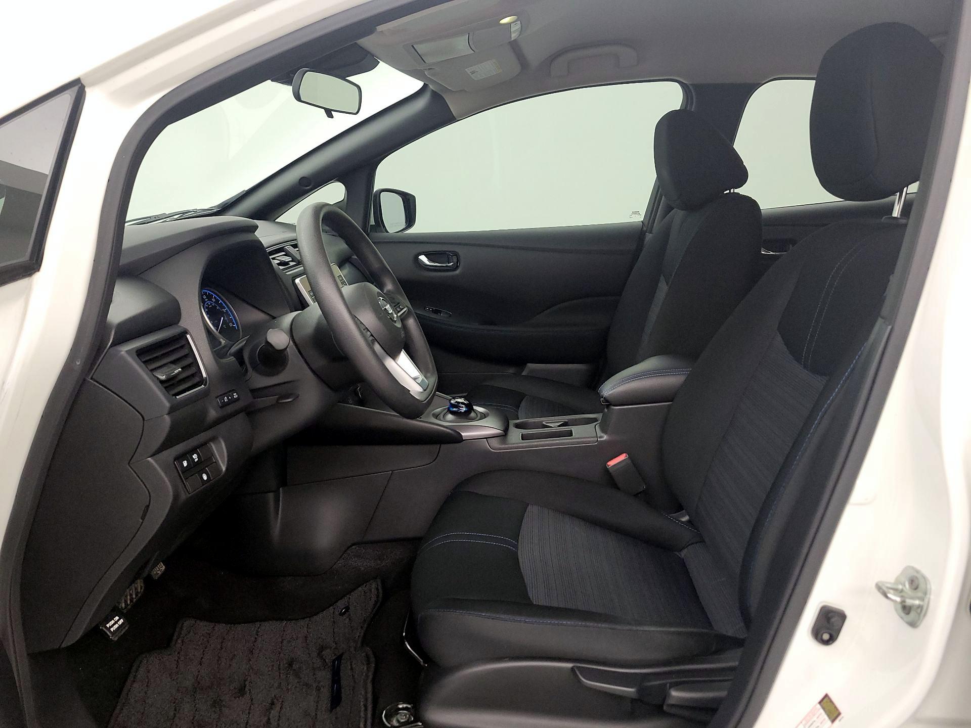 Thumbnail: 2022 Nissan Leaf - 11