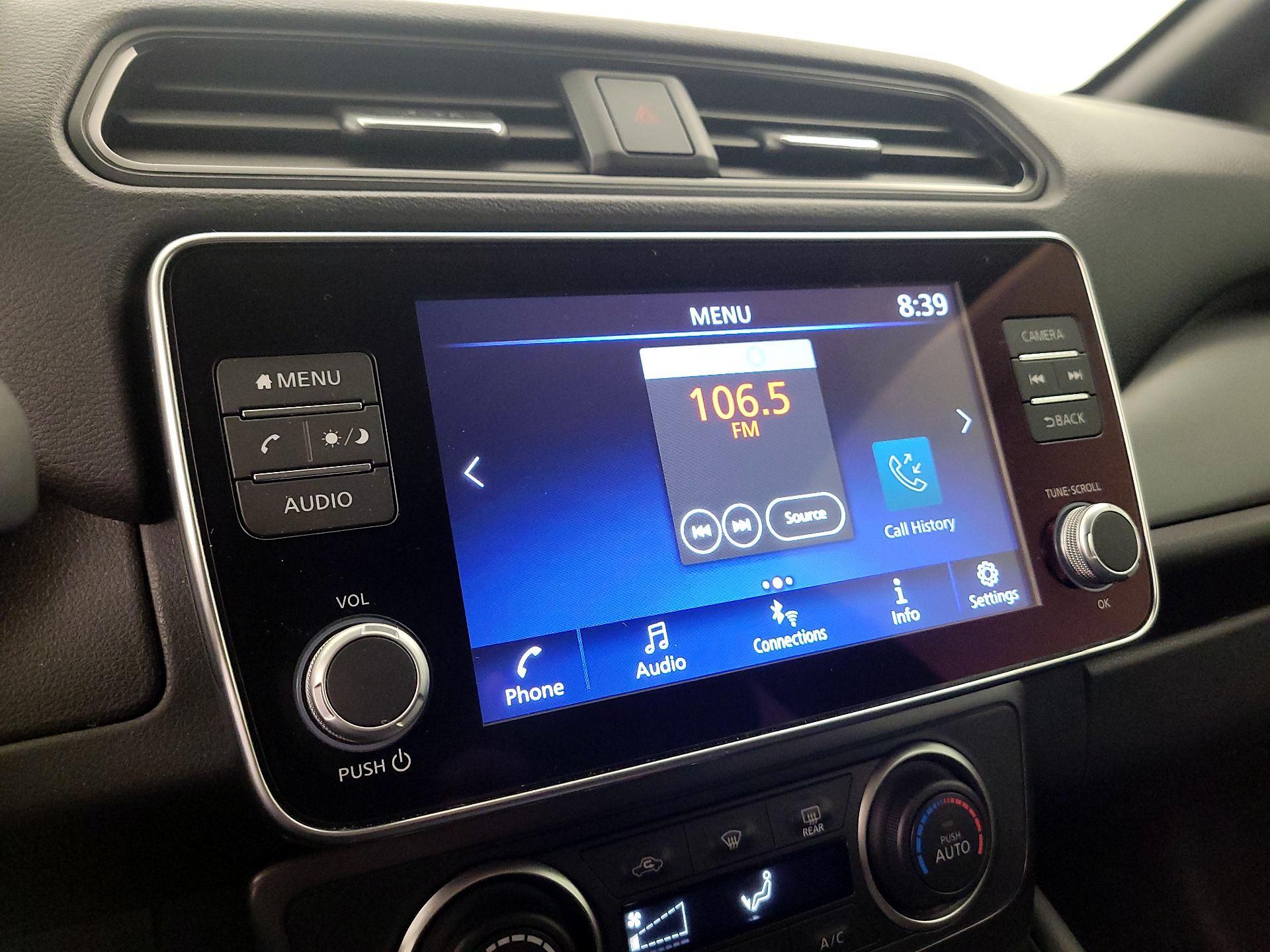 Thumbnail: 2022 Nissan Leaf - 15