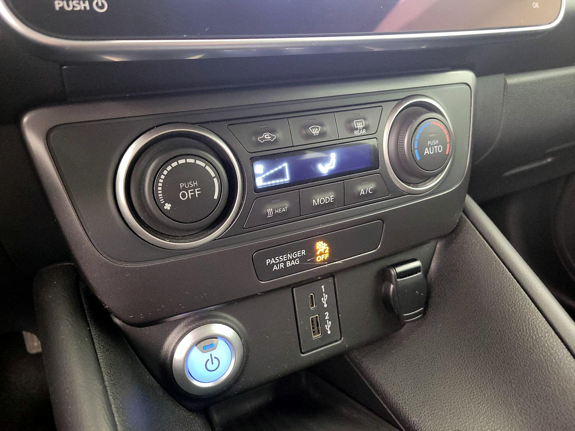 Thumbnail: 2022 Nissan Leaf - 16