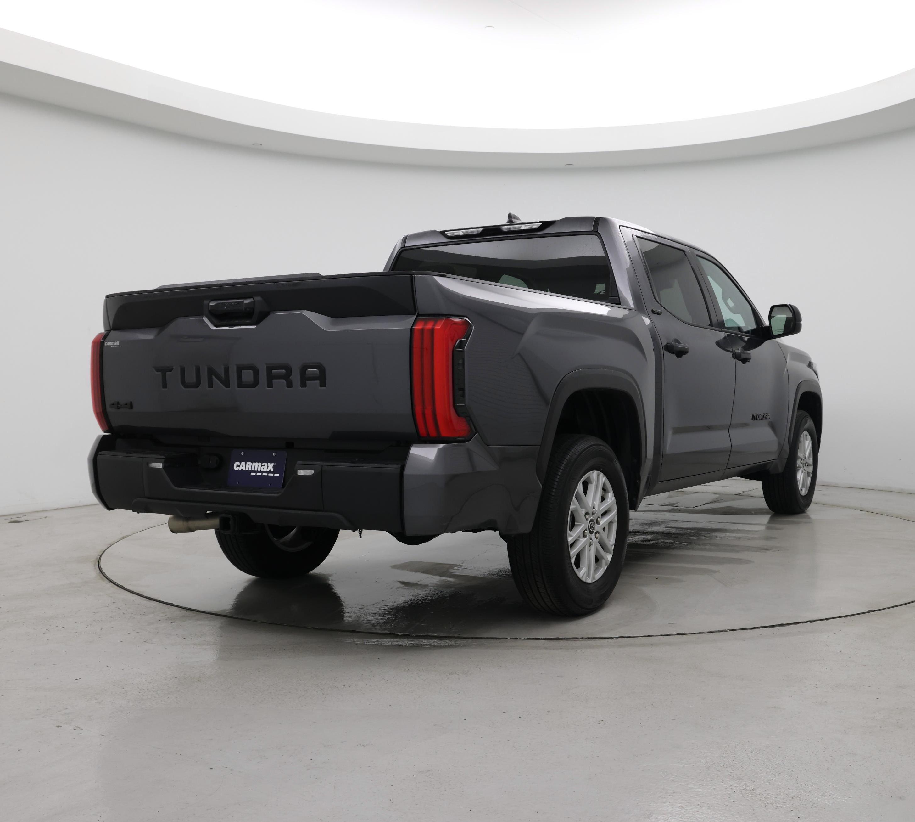 Thumbnail: 2024 Toyota Tundra - 8