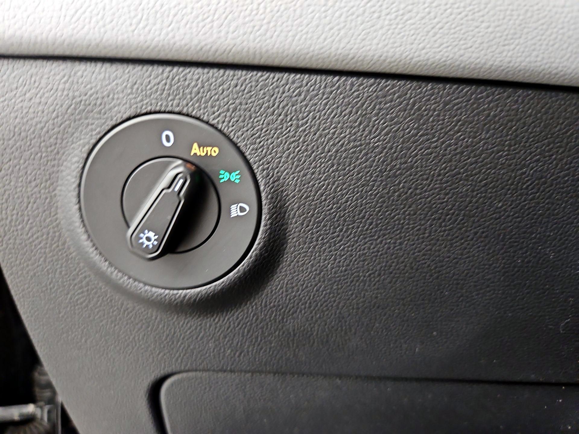 Thumbnail: 2023 Volkswagen Taos - 13